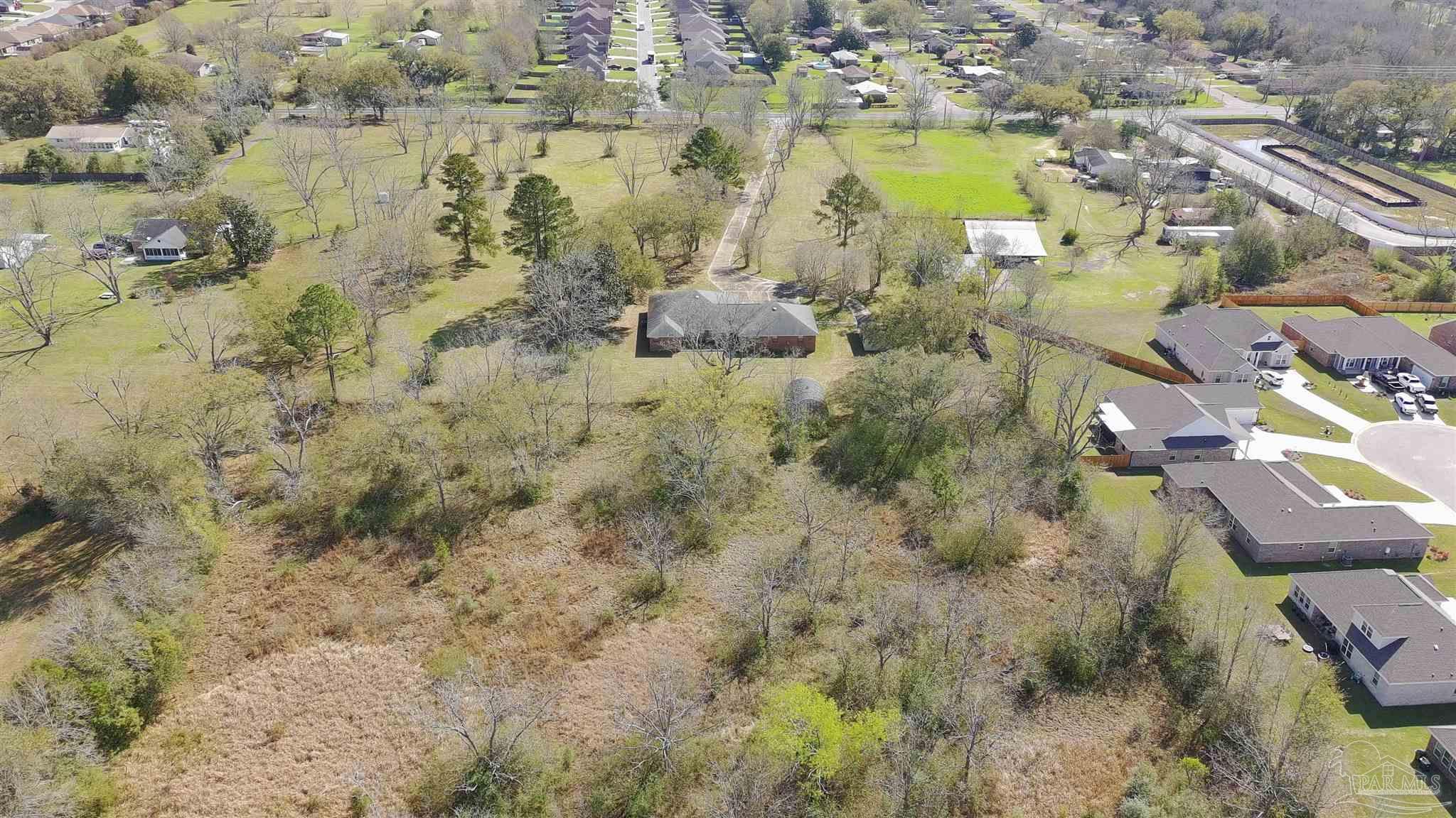 main property photo 41