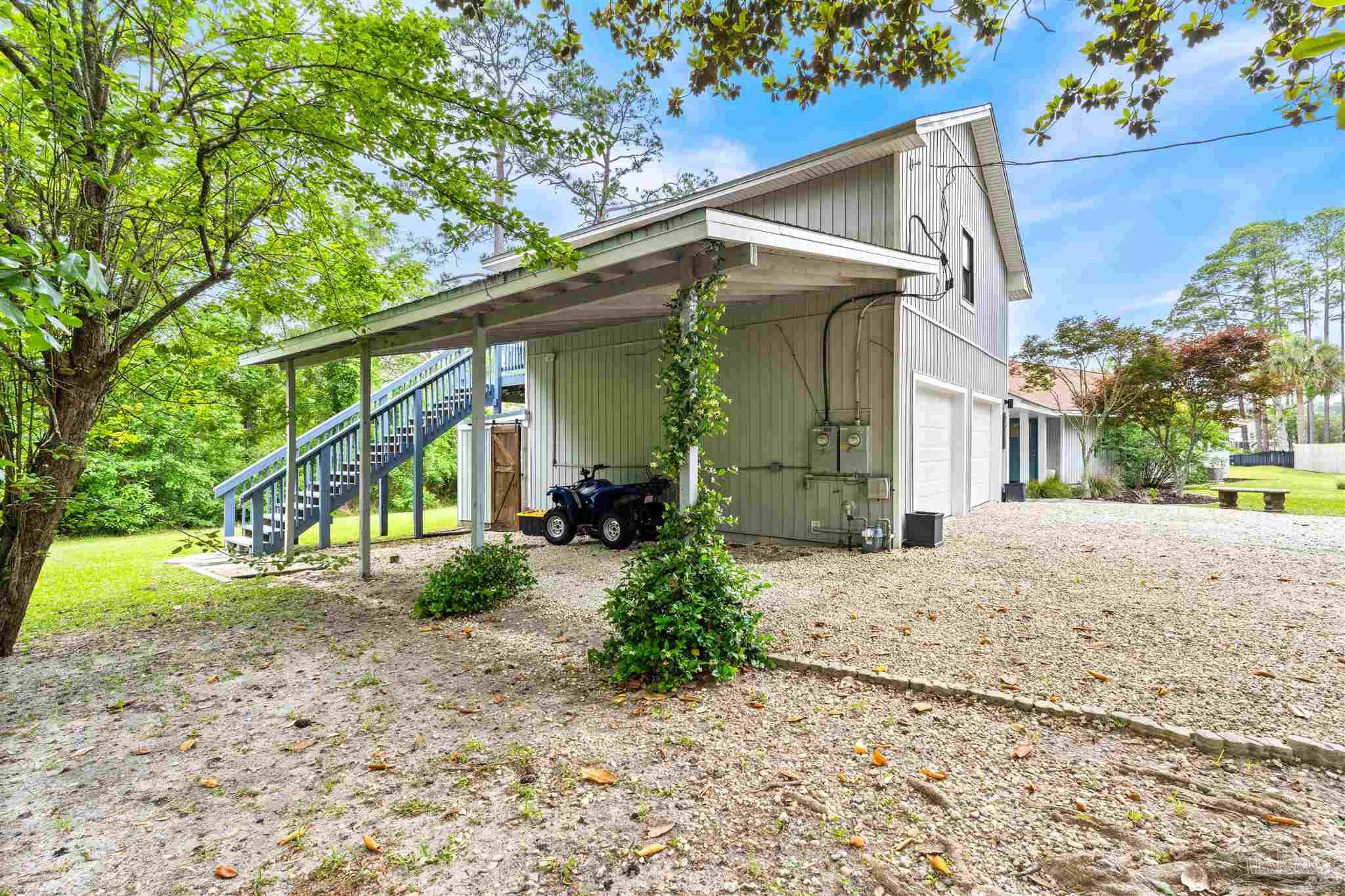 main property photo 41