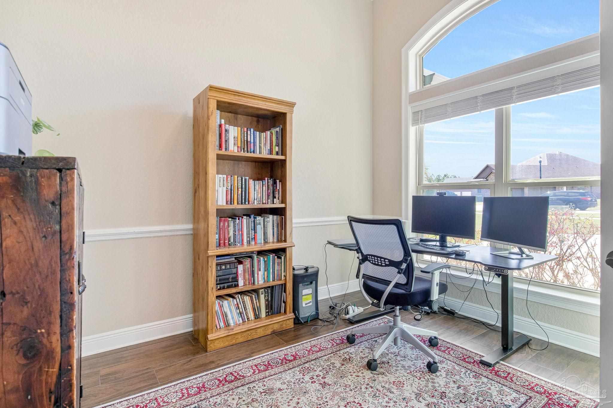 main property photo 17