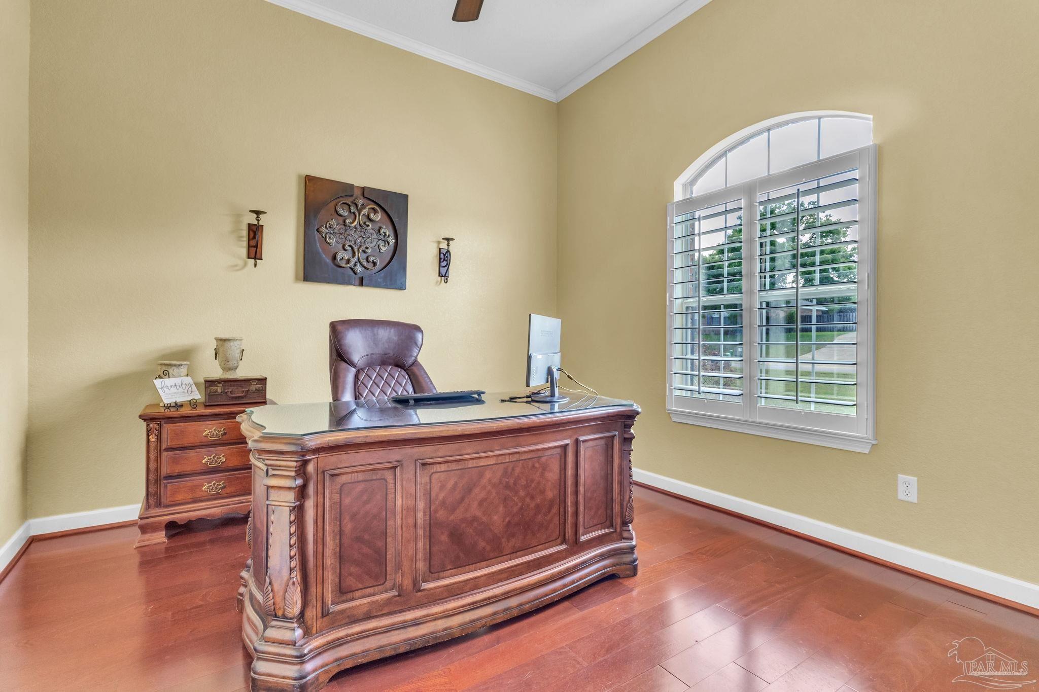 main property photo 20