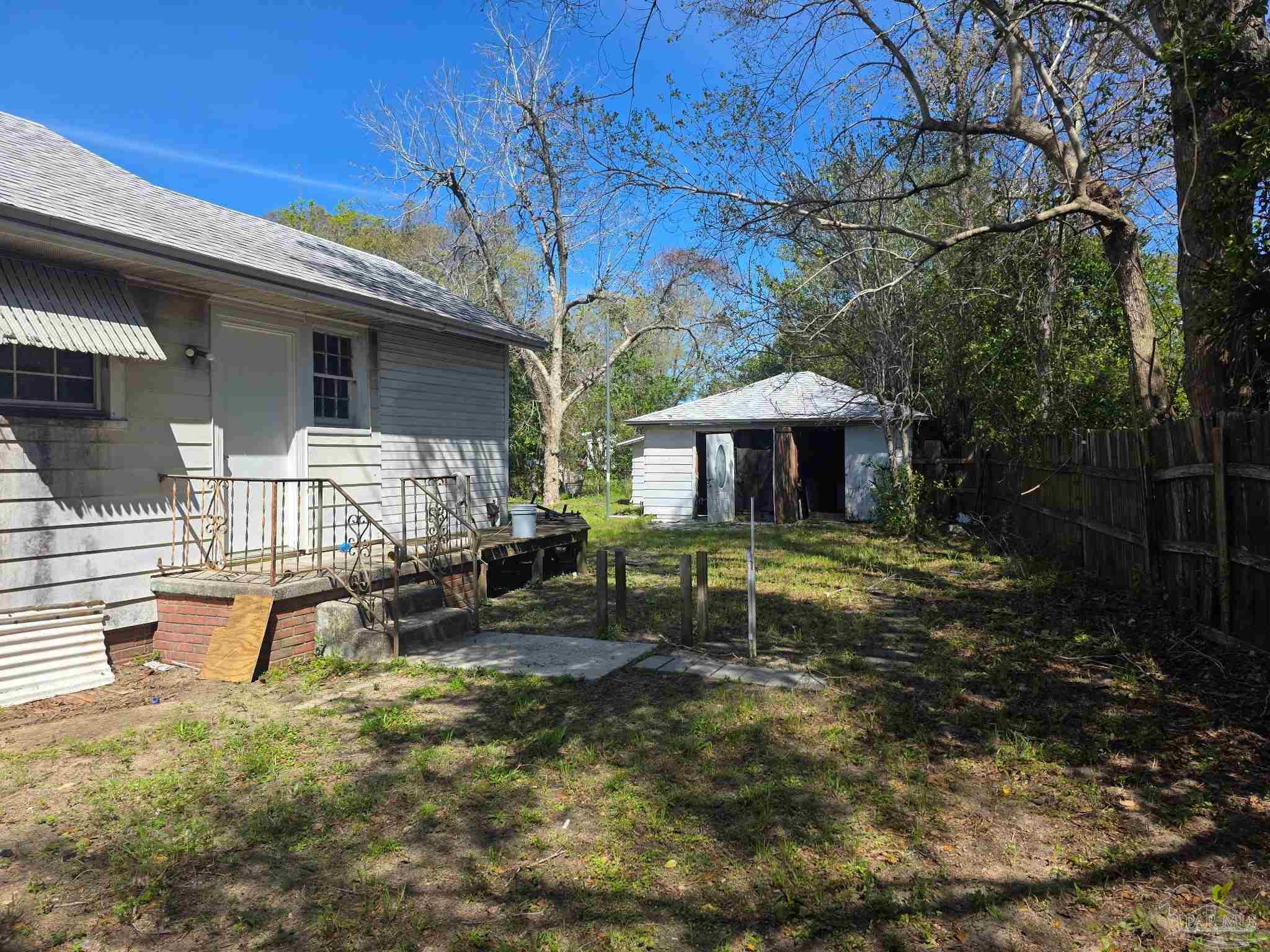 main property photo 35