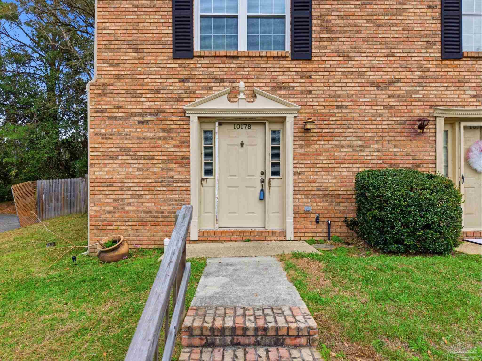 main property photo 44