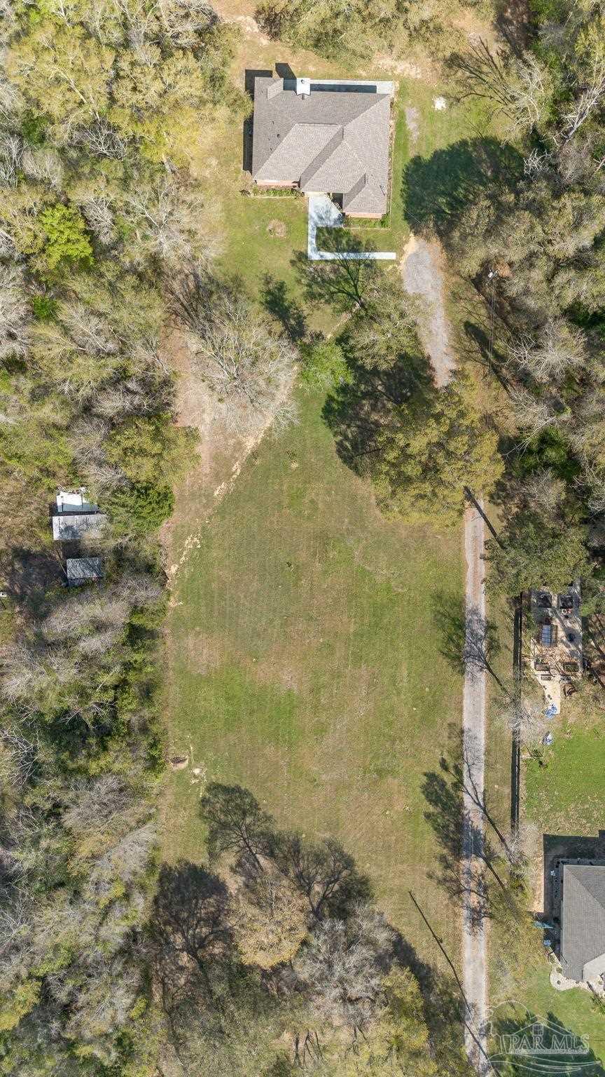 main property photo 46
