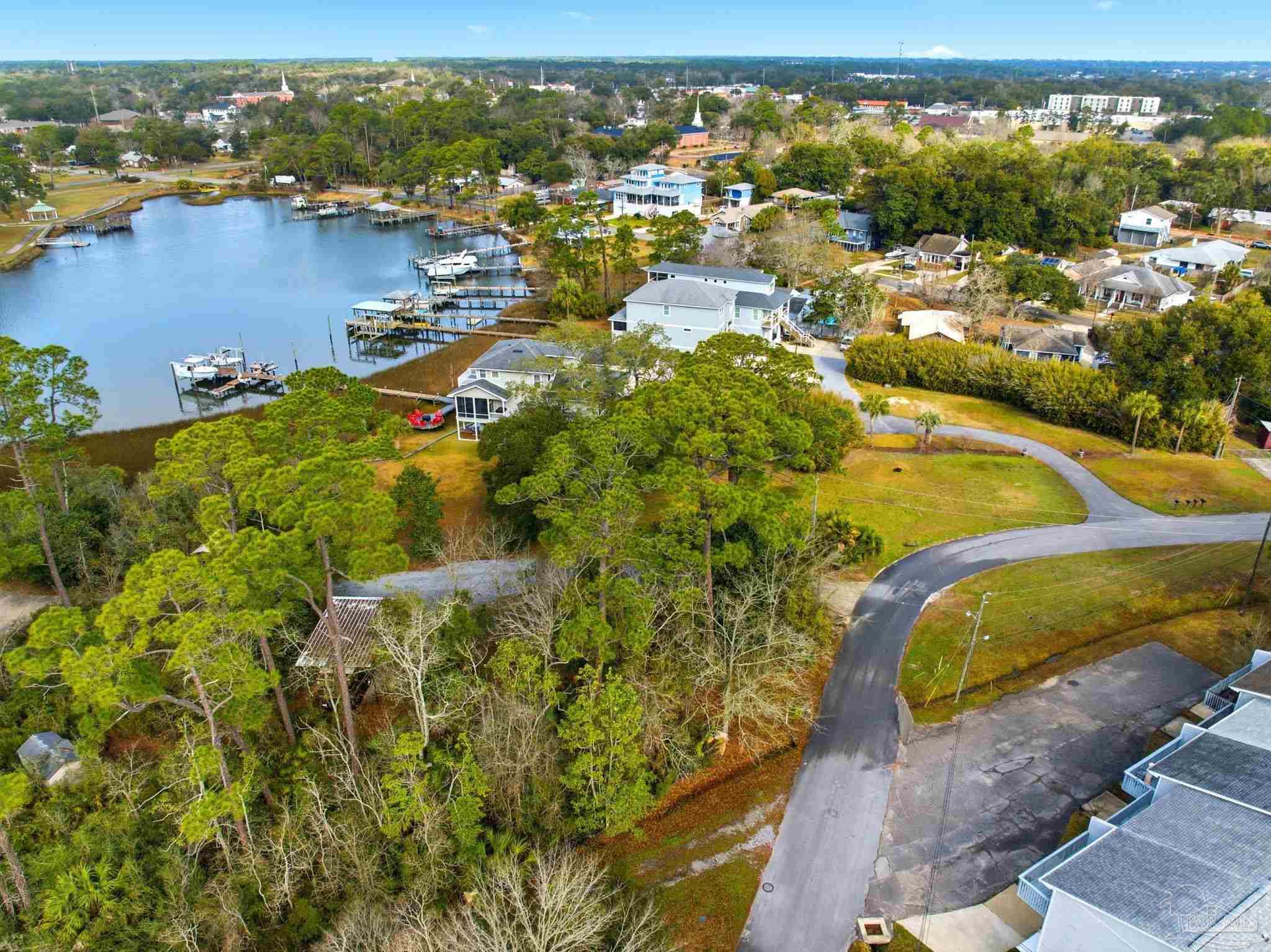 main property photo 8