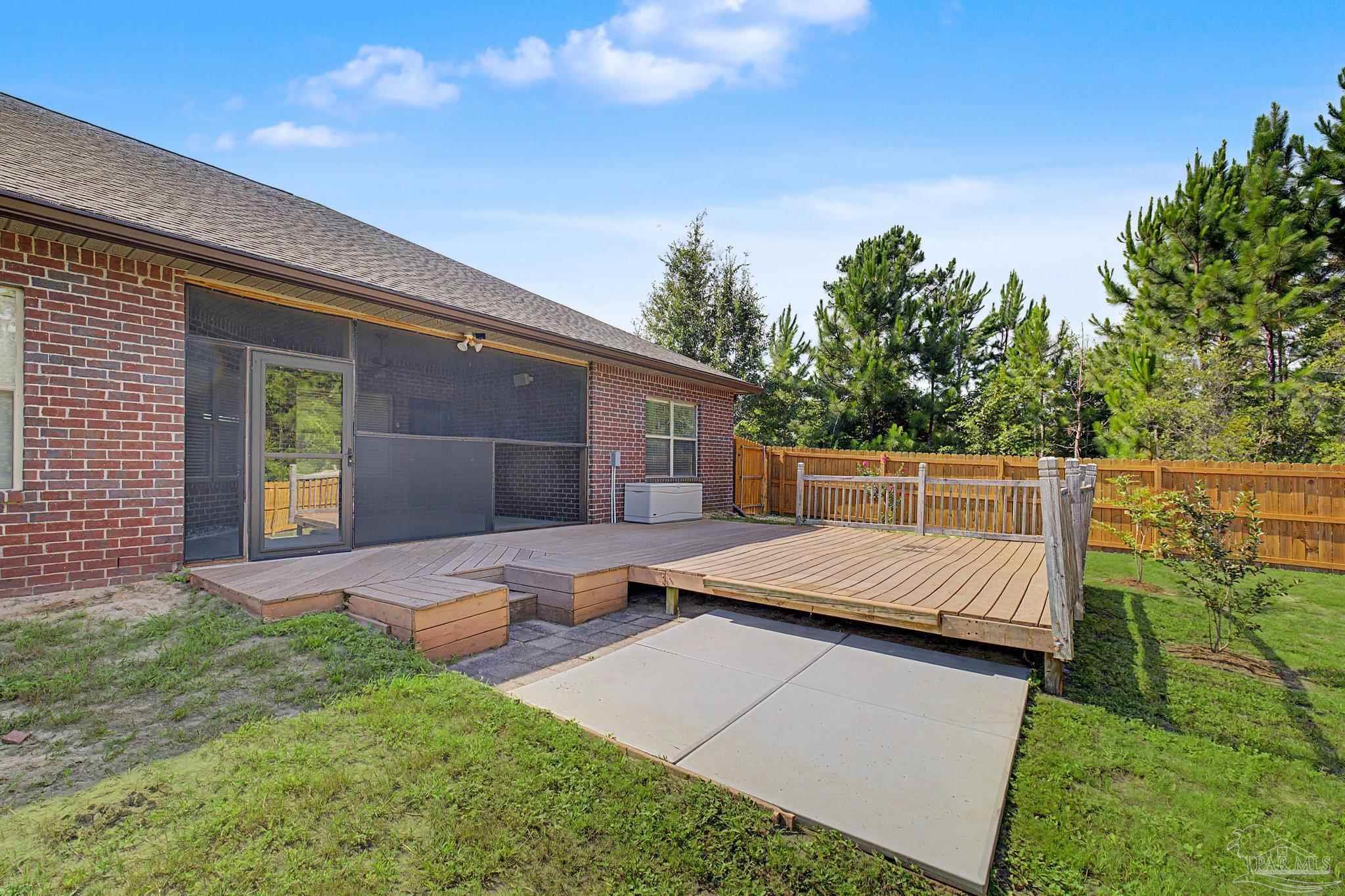 main property photo 50