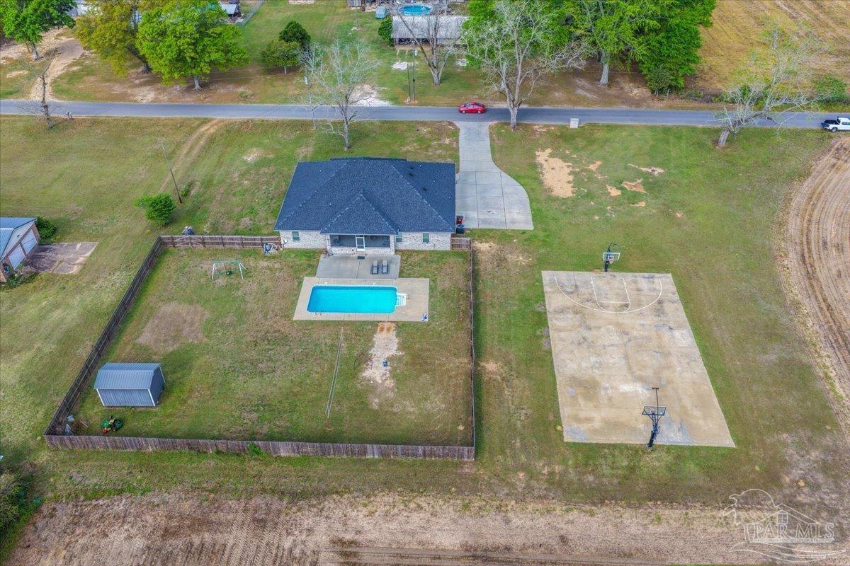 main property photo 58