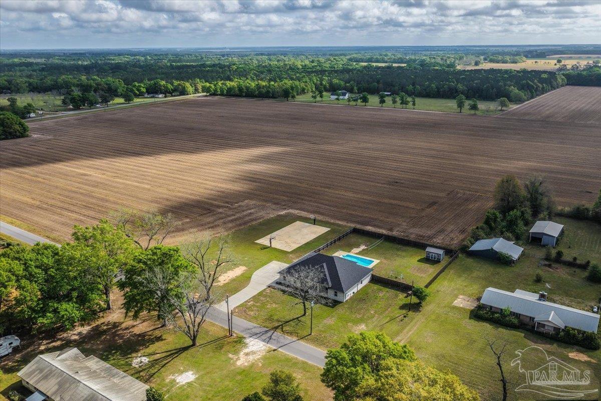 main property photo 61