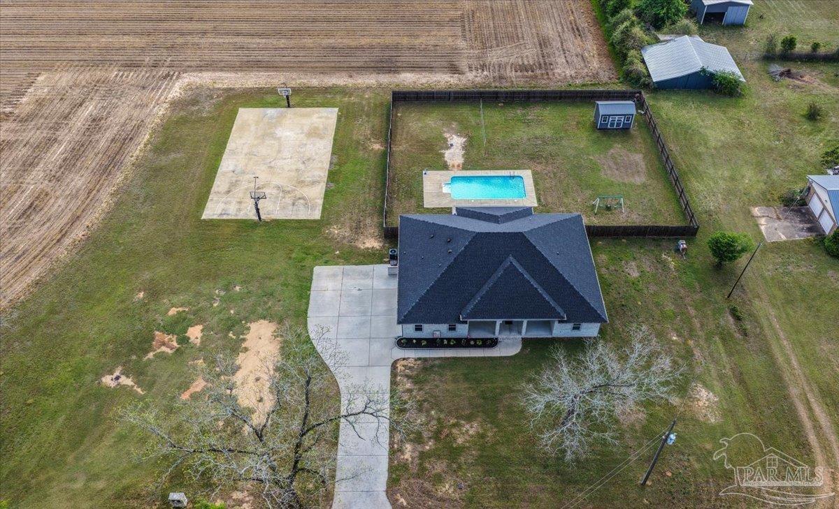 main property photo 62