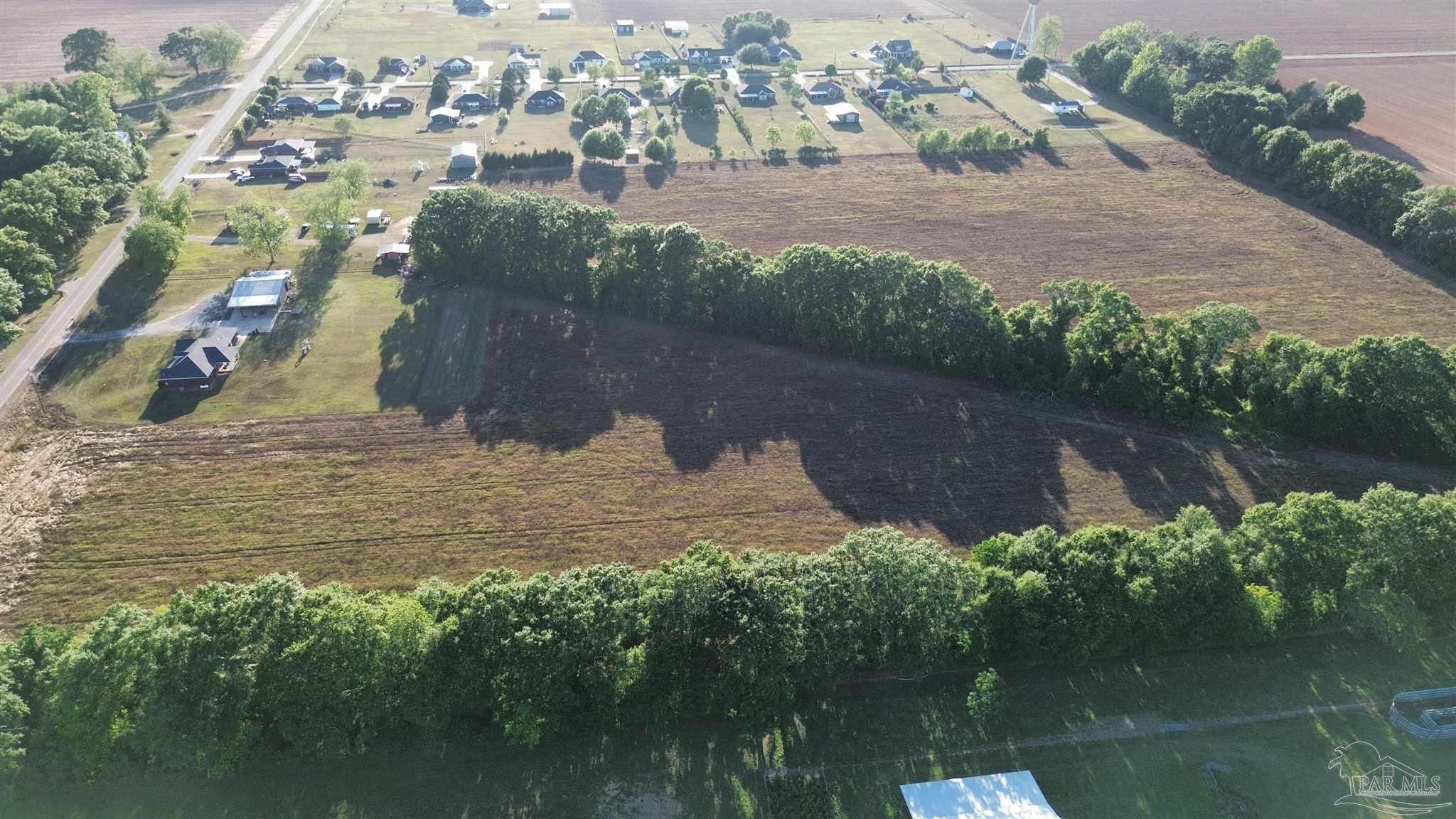main property photo 11