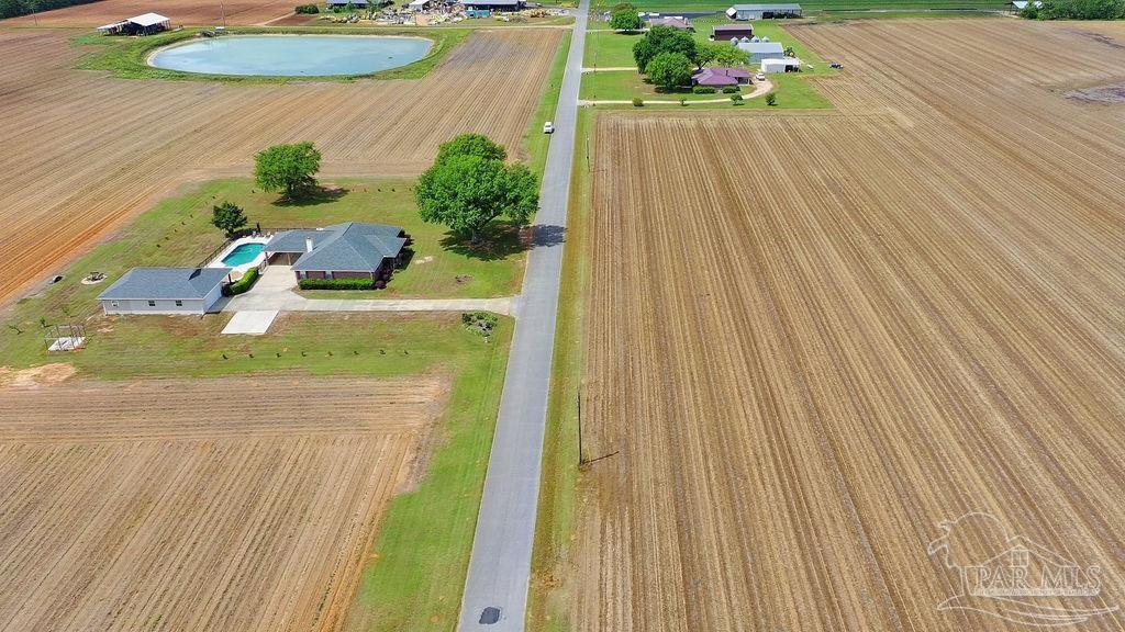 main property photo 7