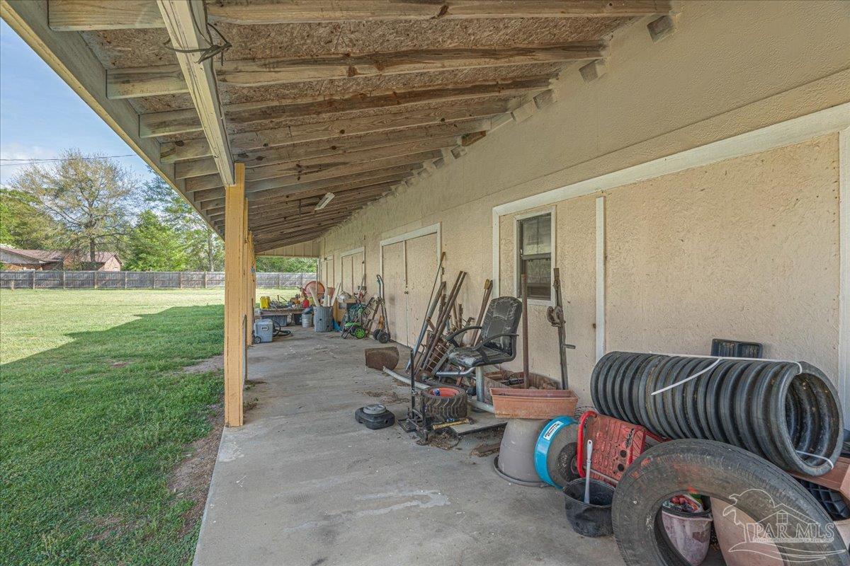 main property photo 41