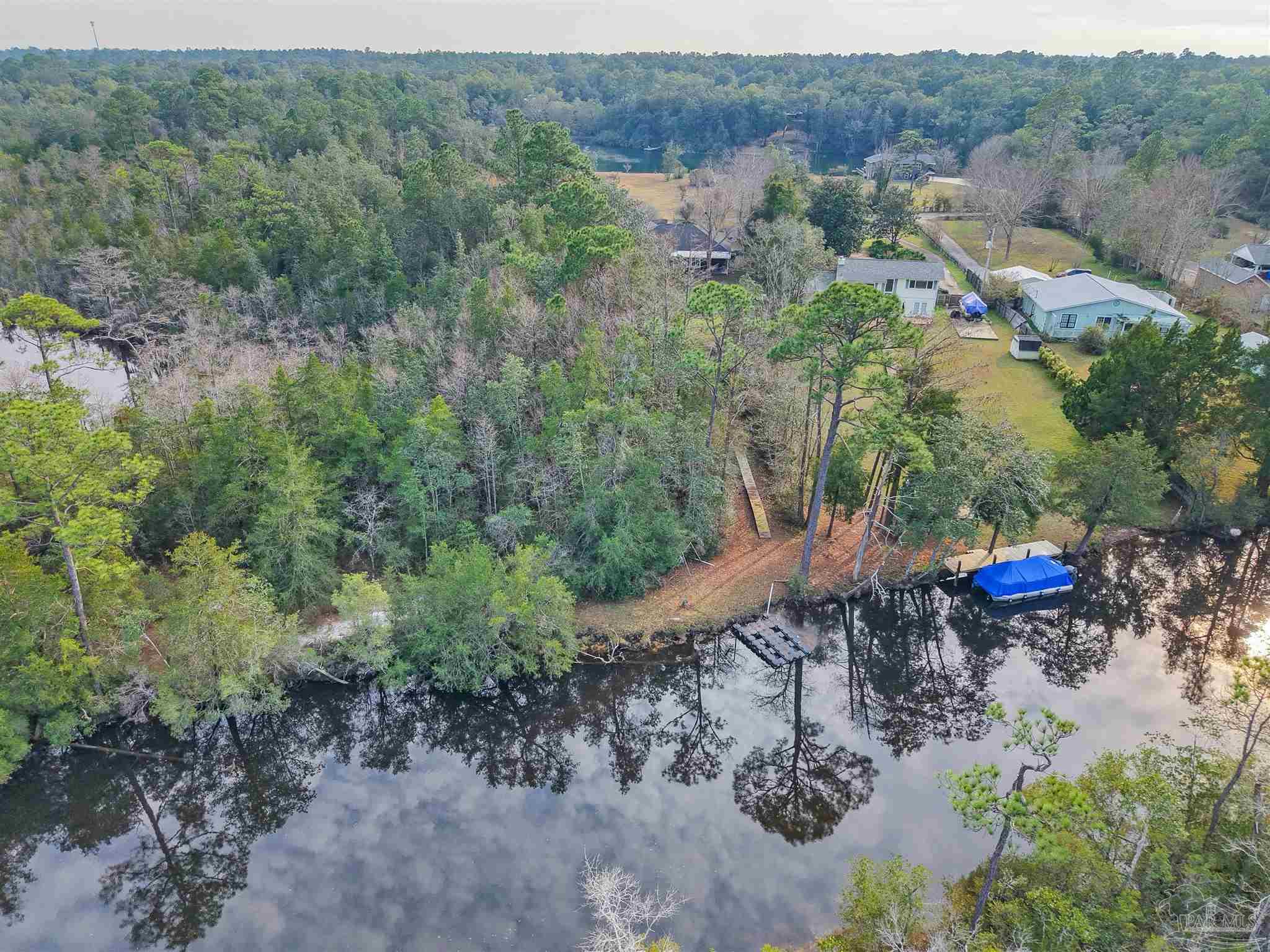 main property photo 41