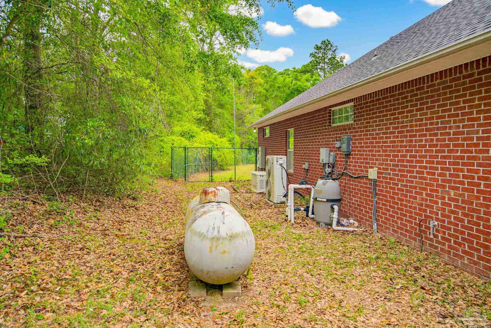 main property photo 54