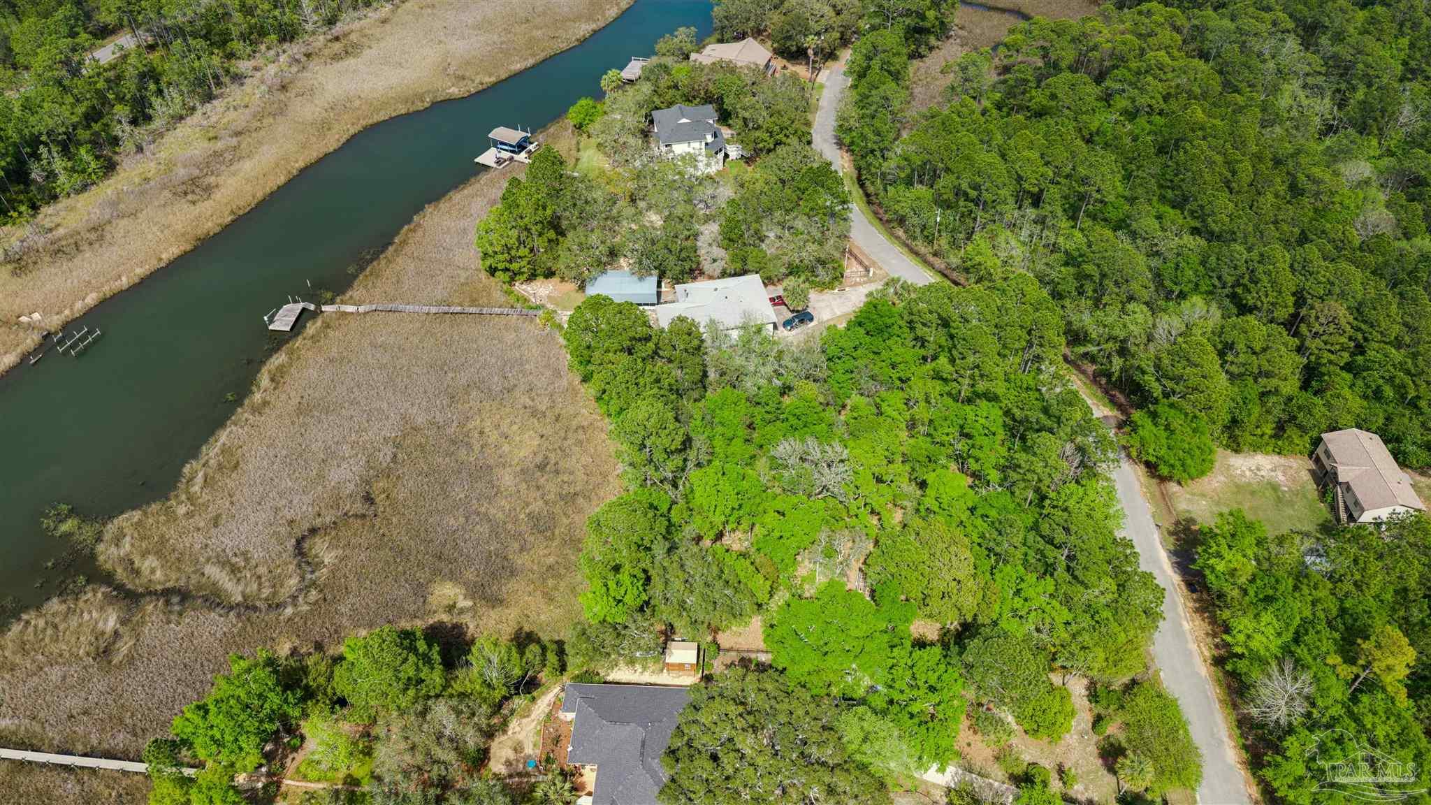 main property photo 36