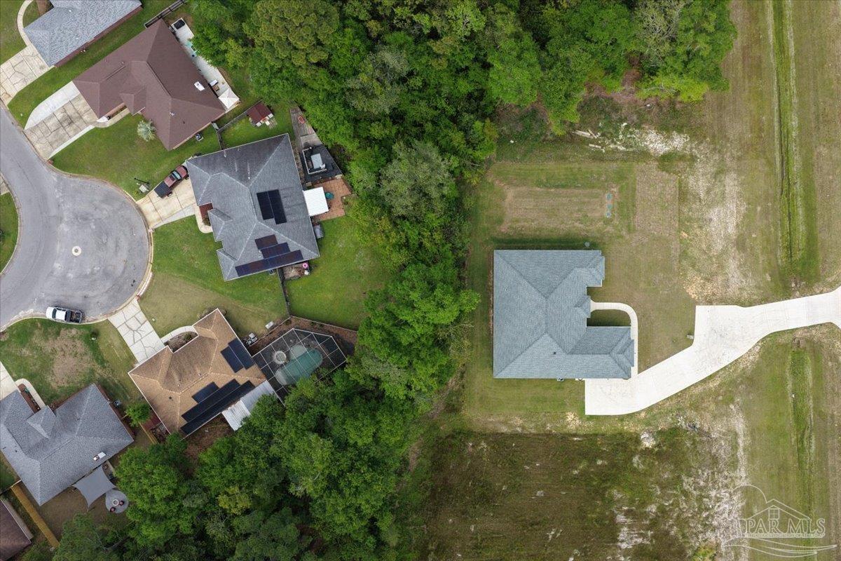 main property photo 48