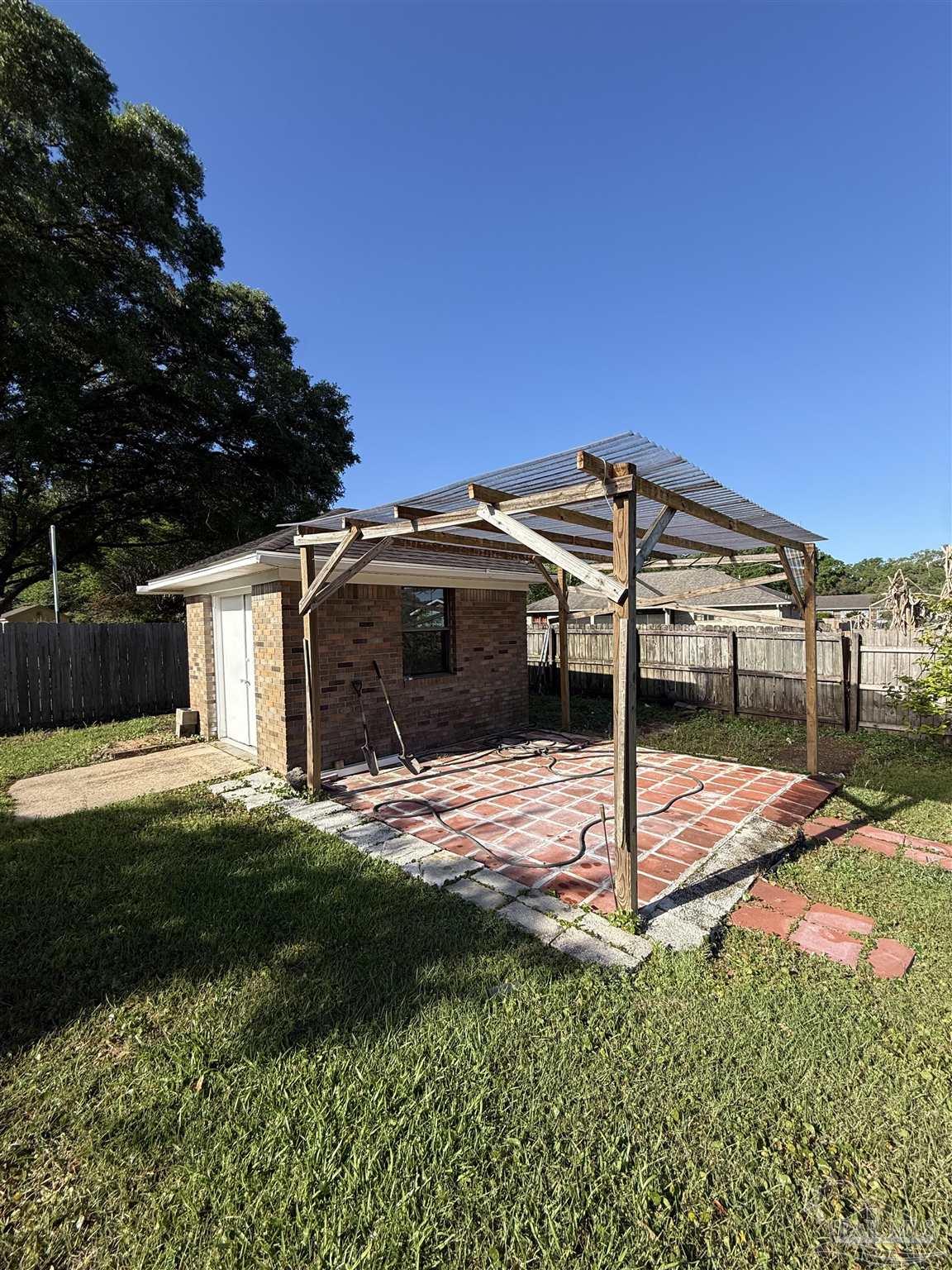 main property photo 3