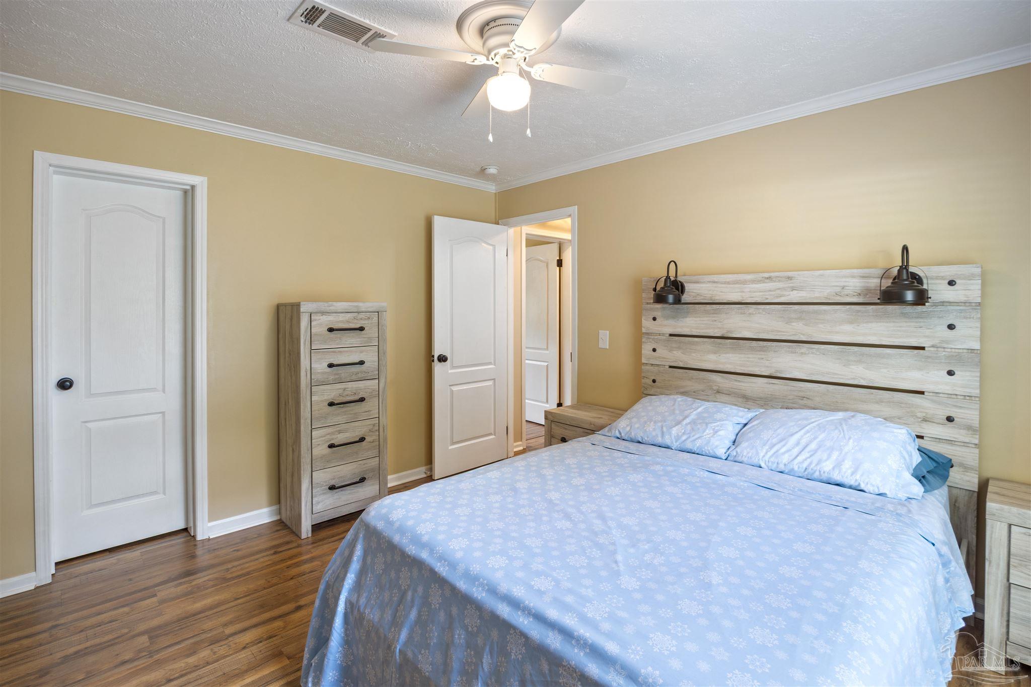 property viewer photo 24