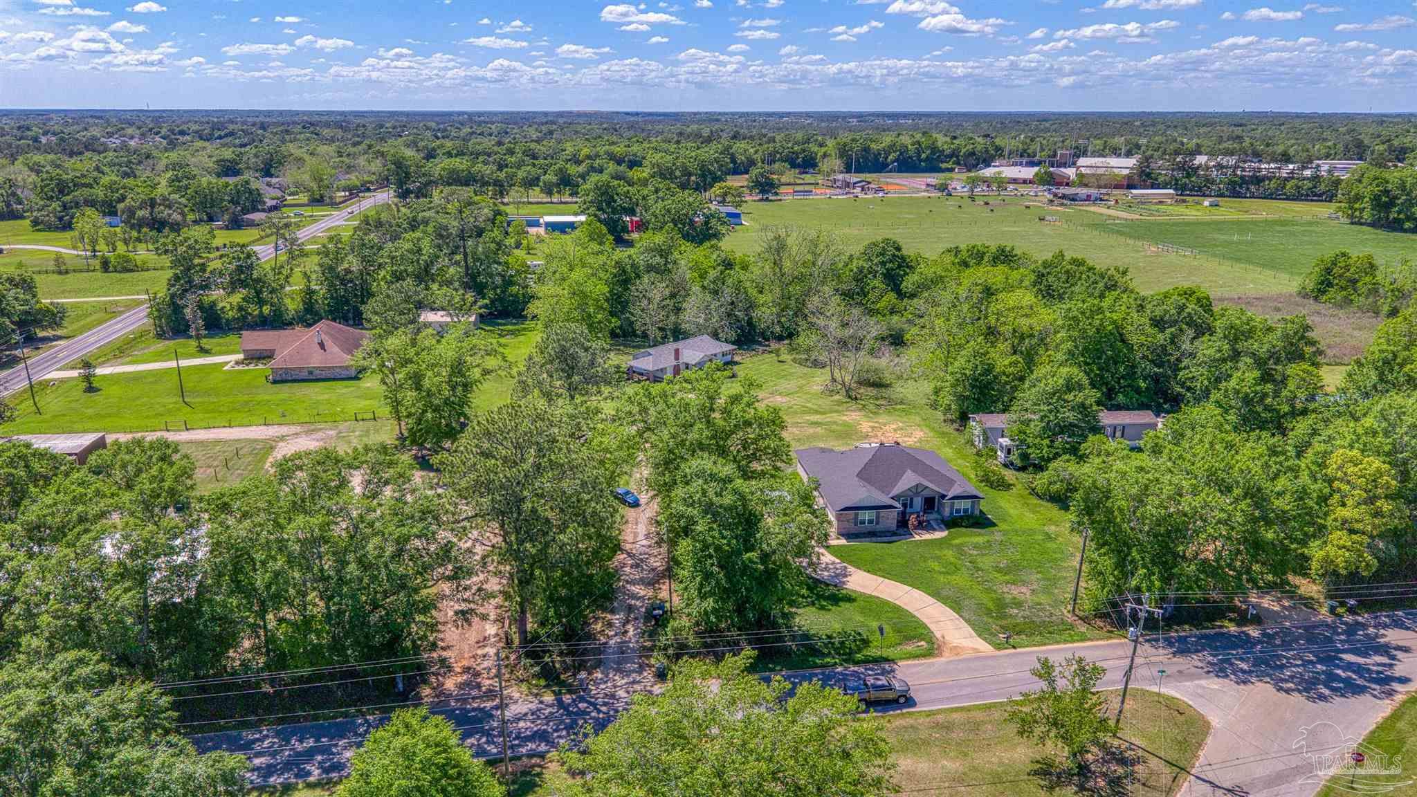 main property photo 44