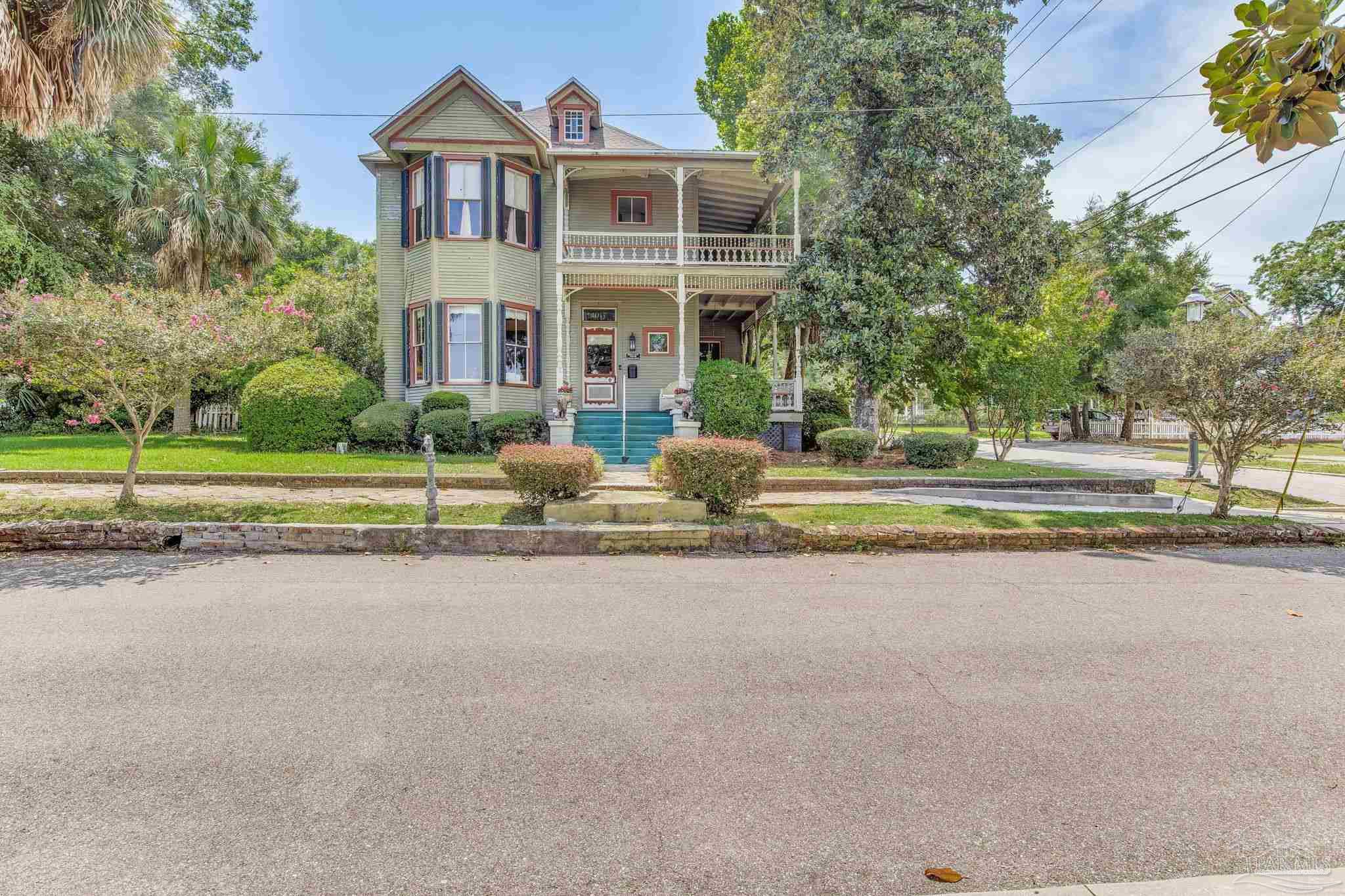 main property photo 5