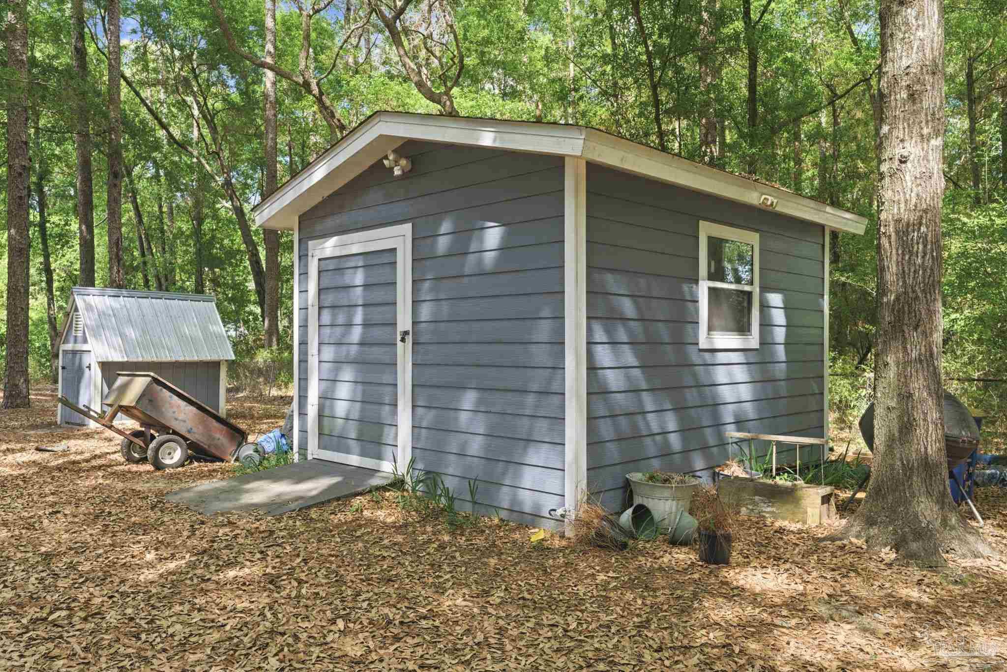 main property photo 47