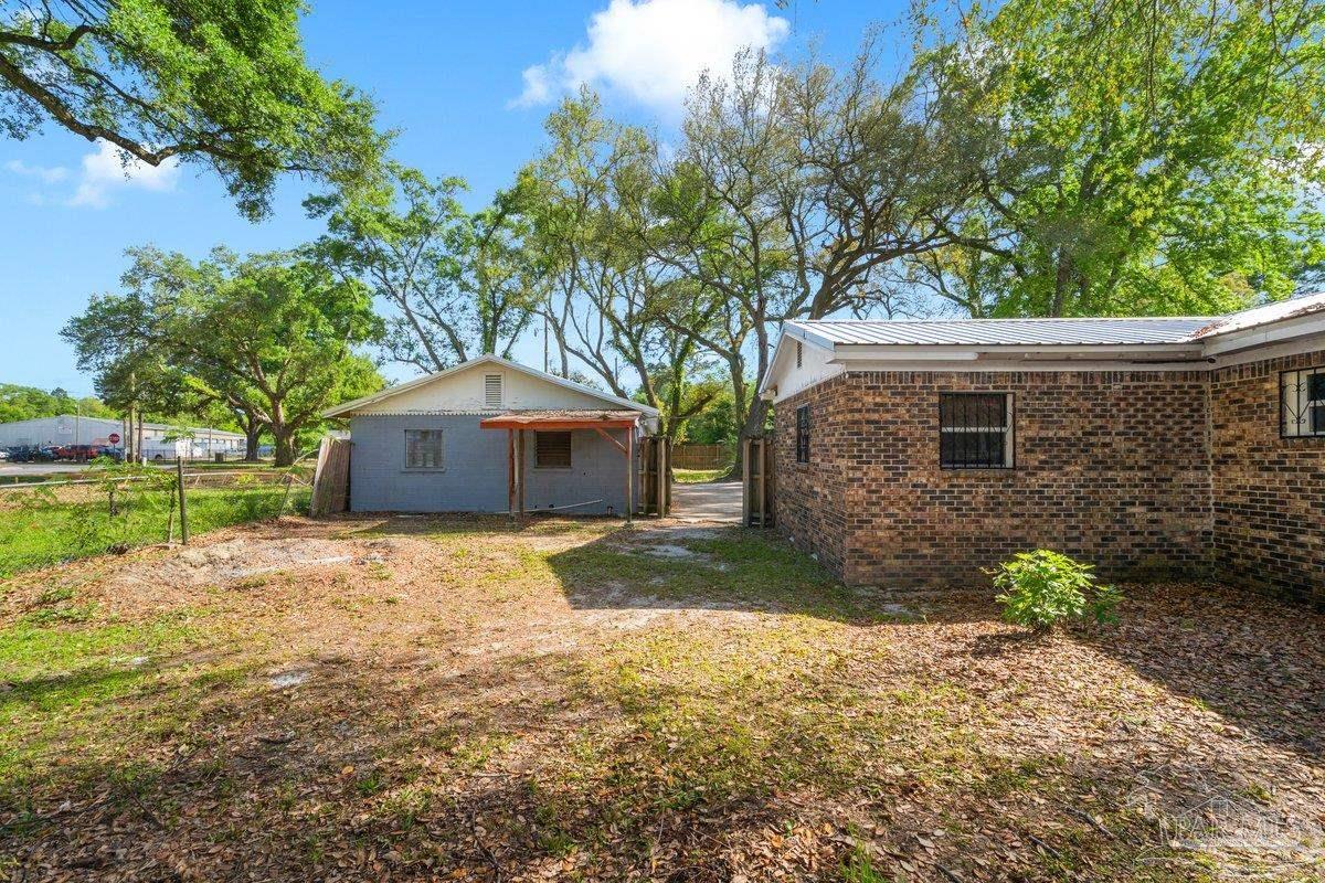 main property photo 31
