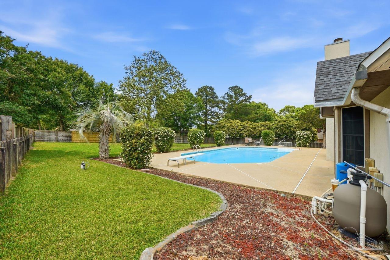 main property photo 61