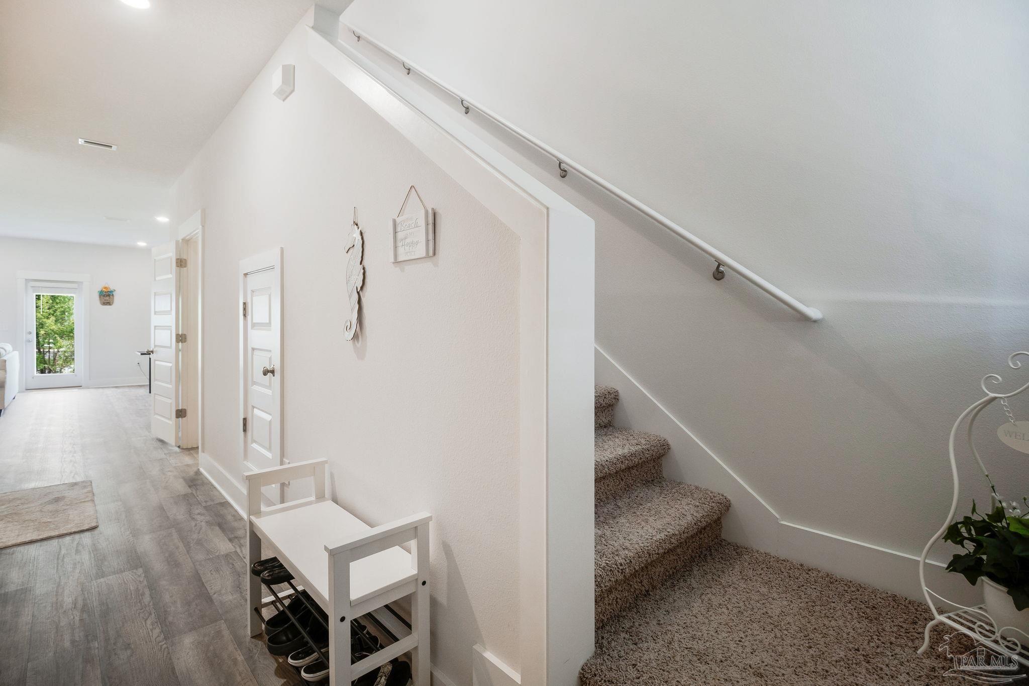 property viewer photo 5