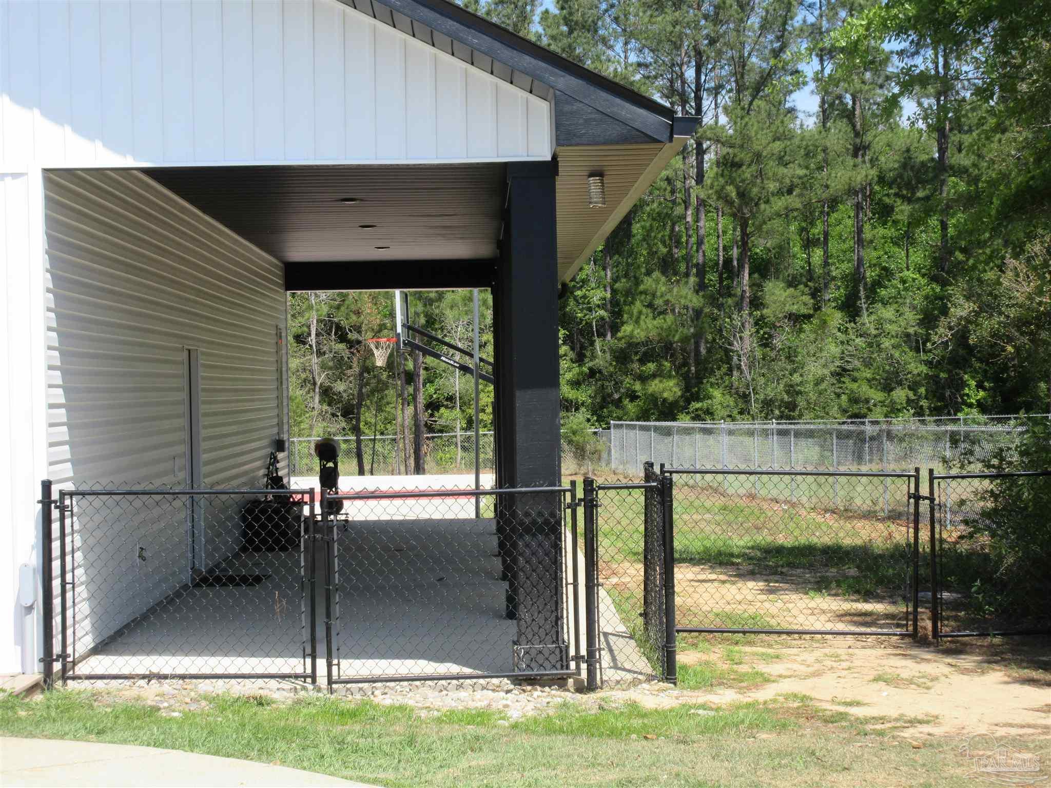 main property photo 54