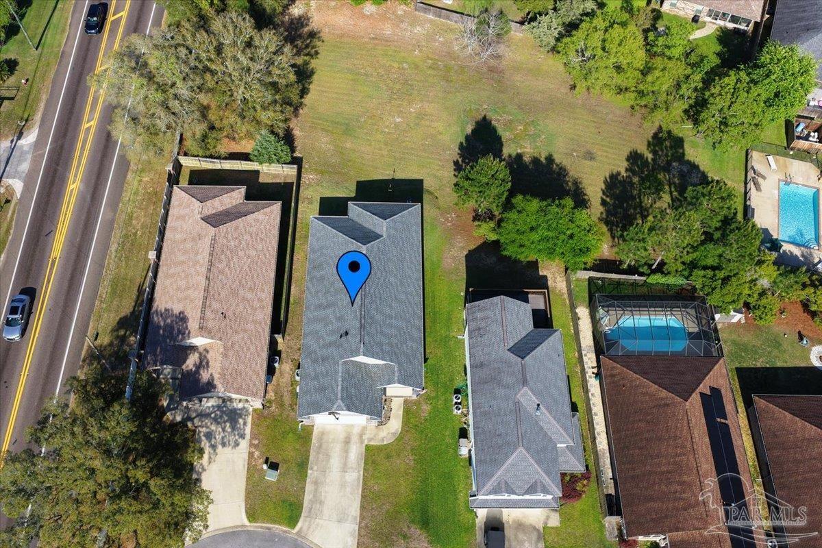 main property photo 35