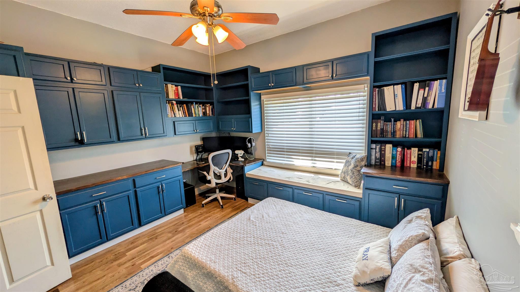 main property photo 25