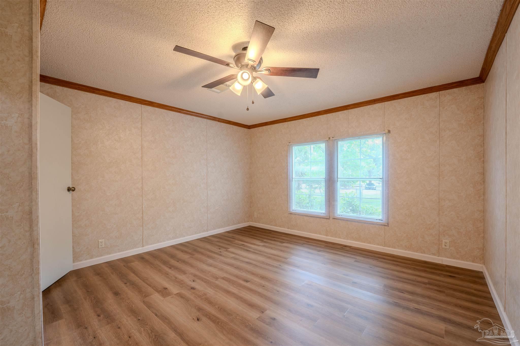 property viewer photo 17