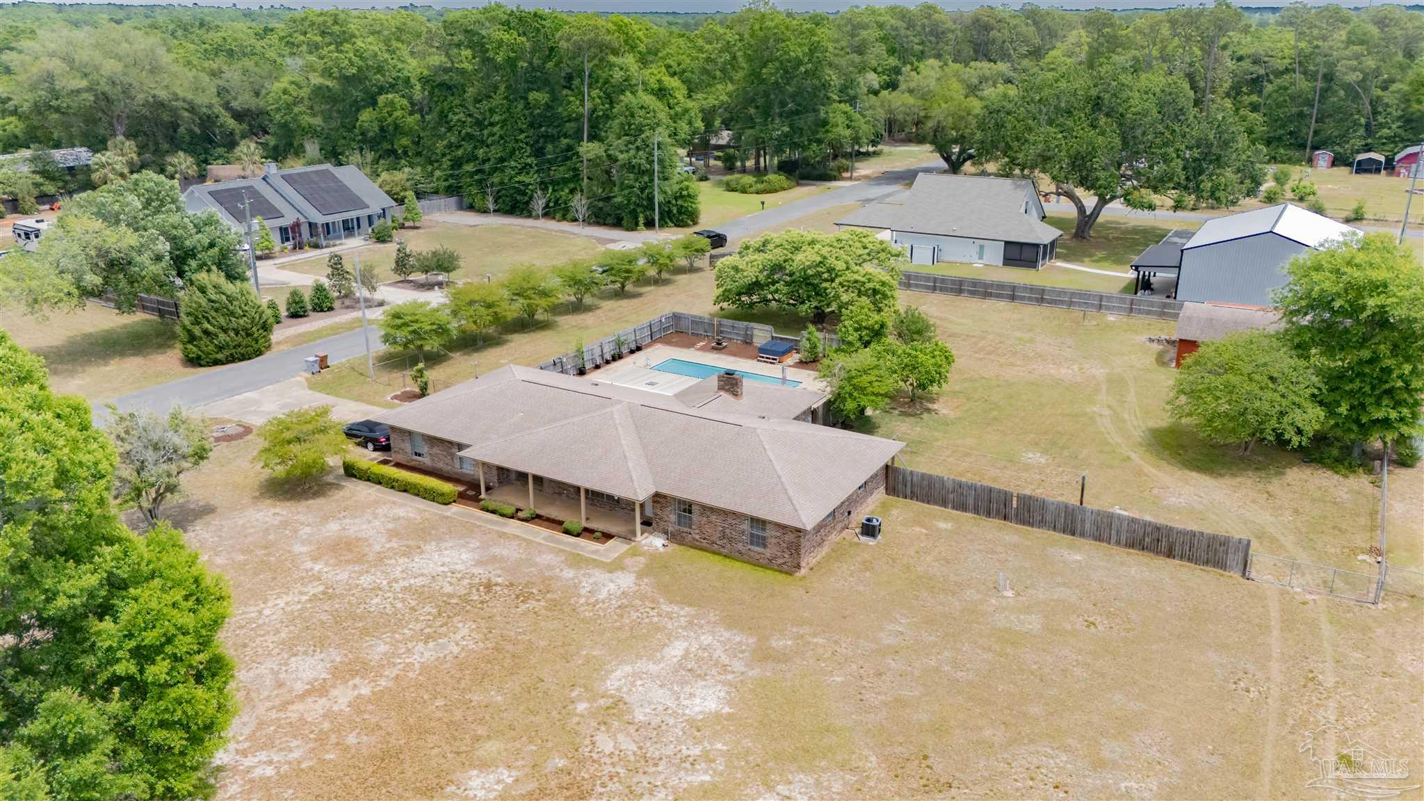 main property photo 50