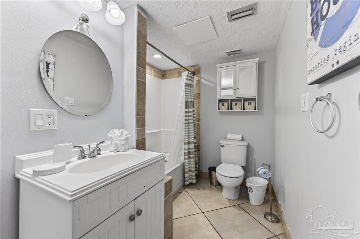 main property photo 66