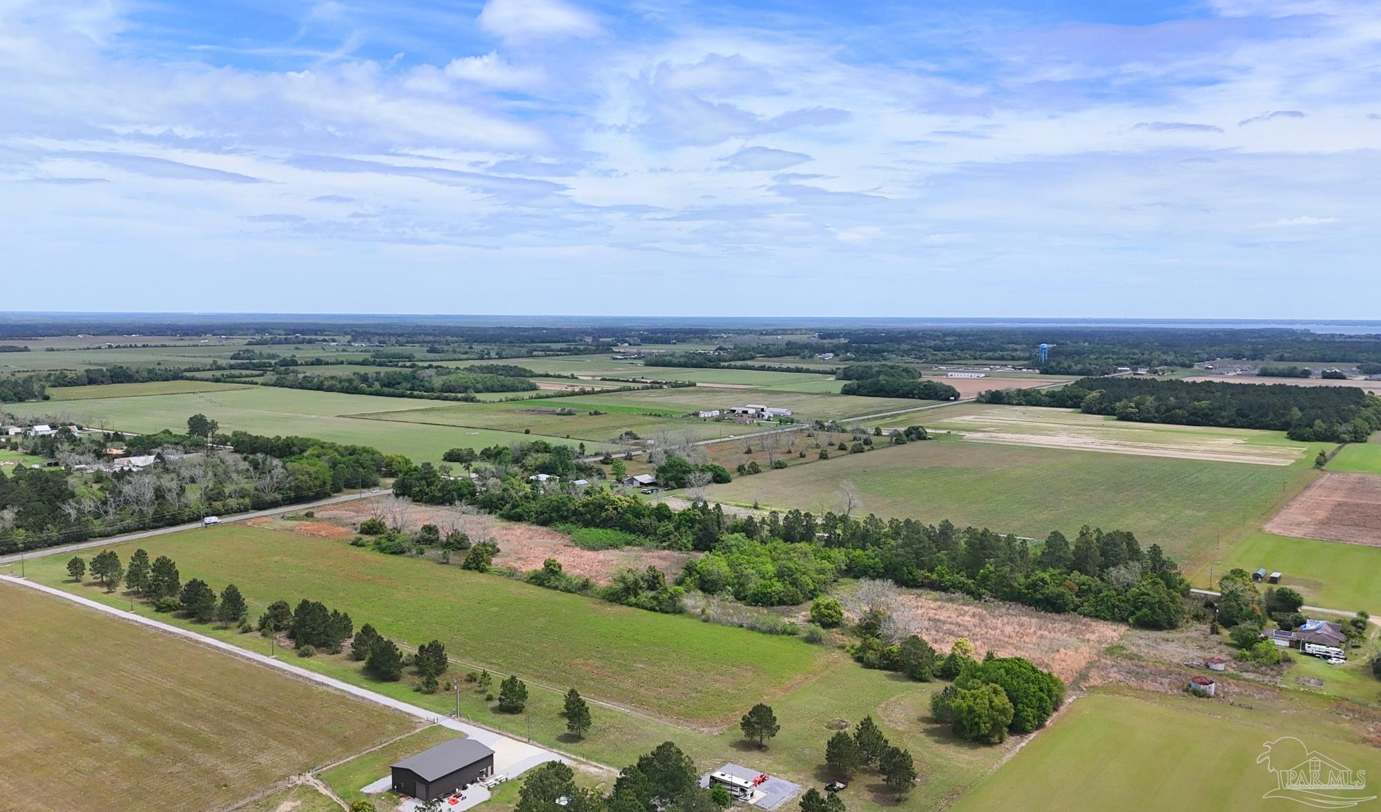 main property photo 8