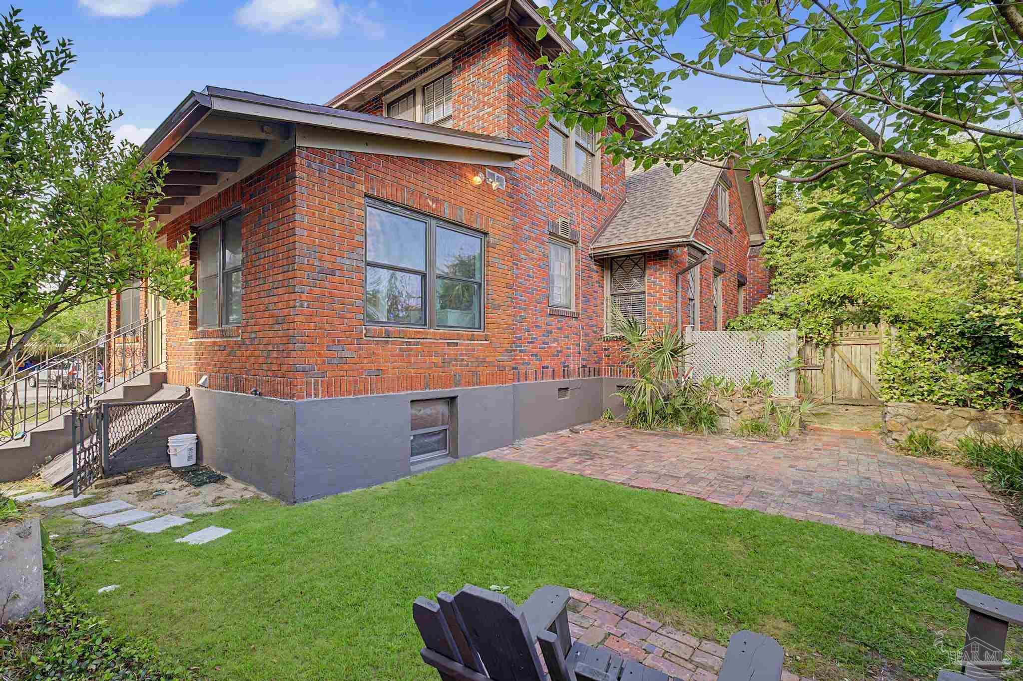 main property photo 44