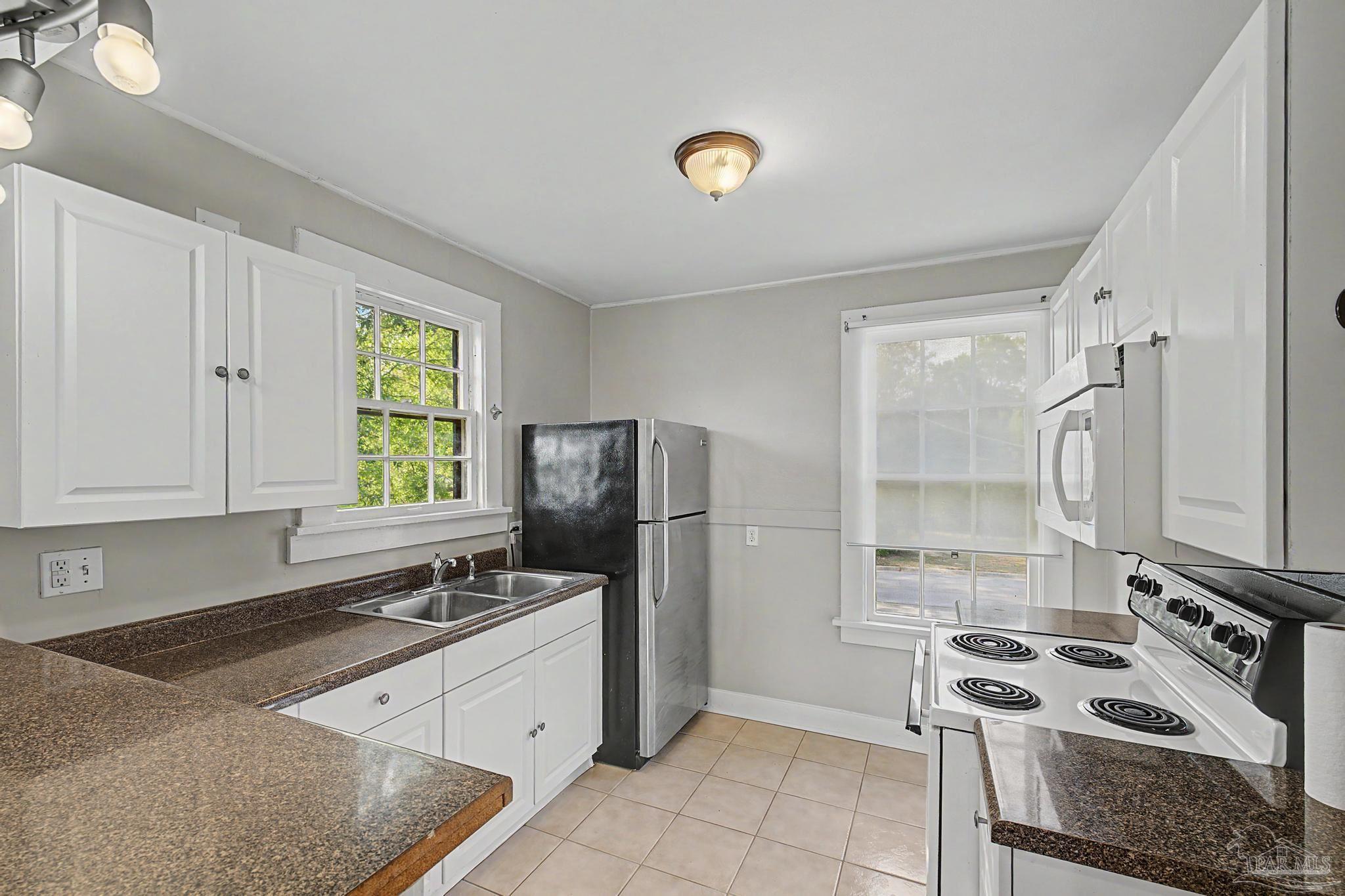 main property photo 58