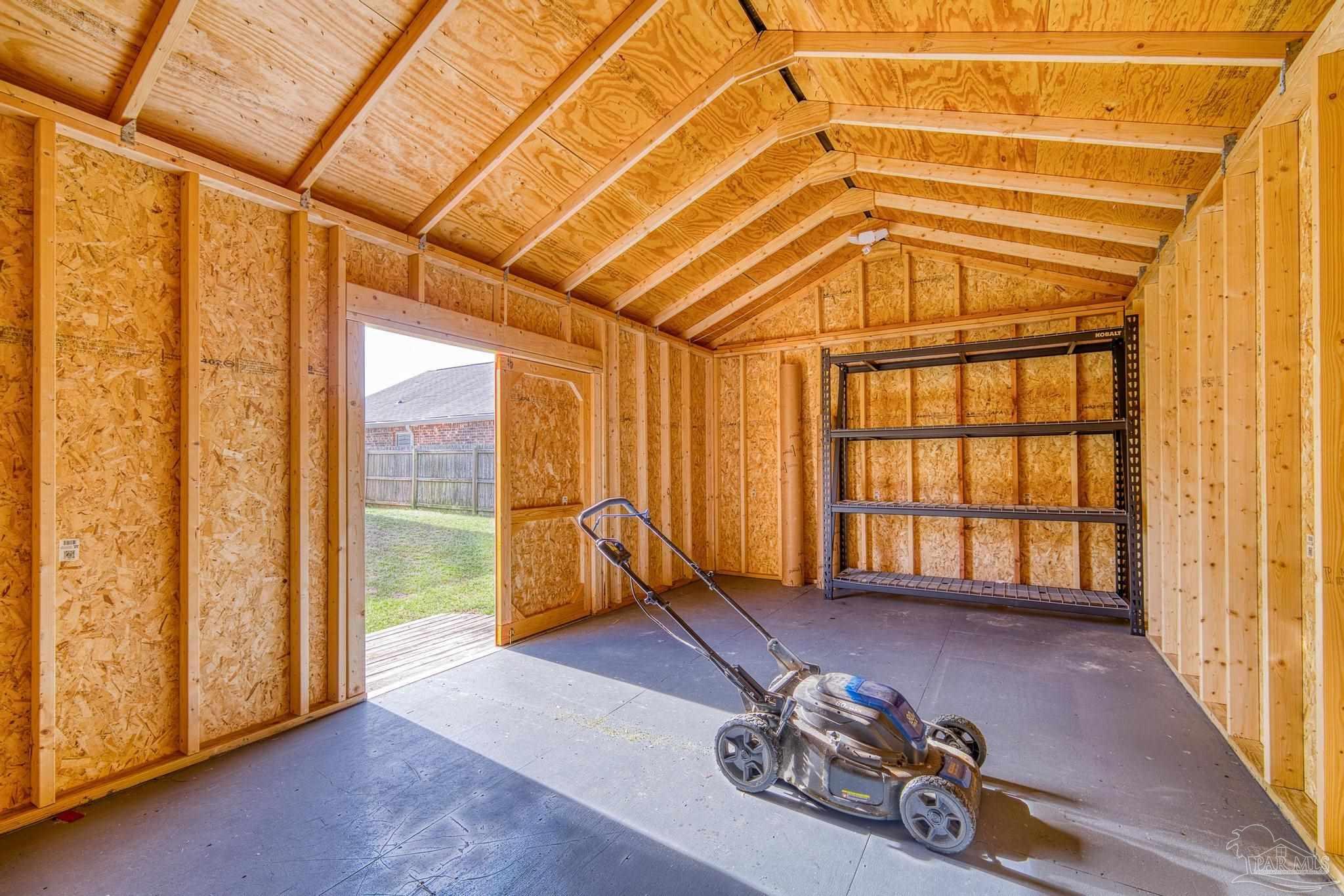 main property photo 50