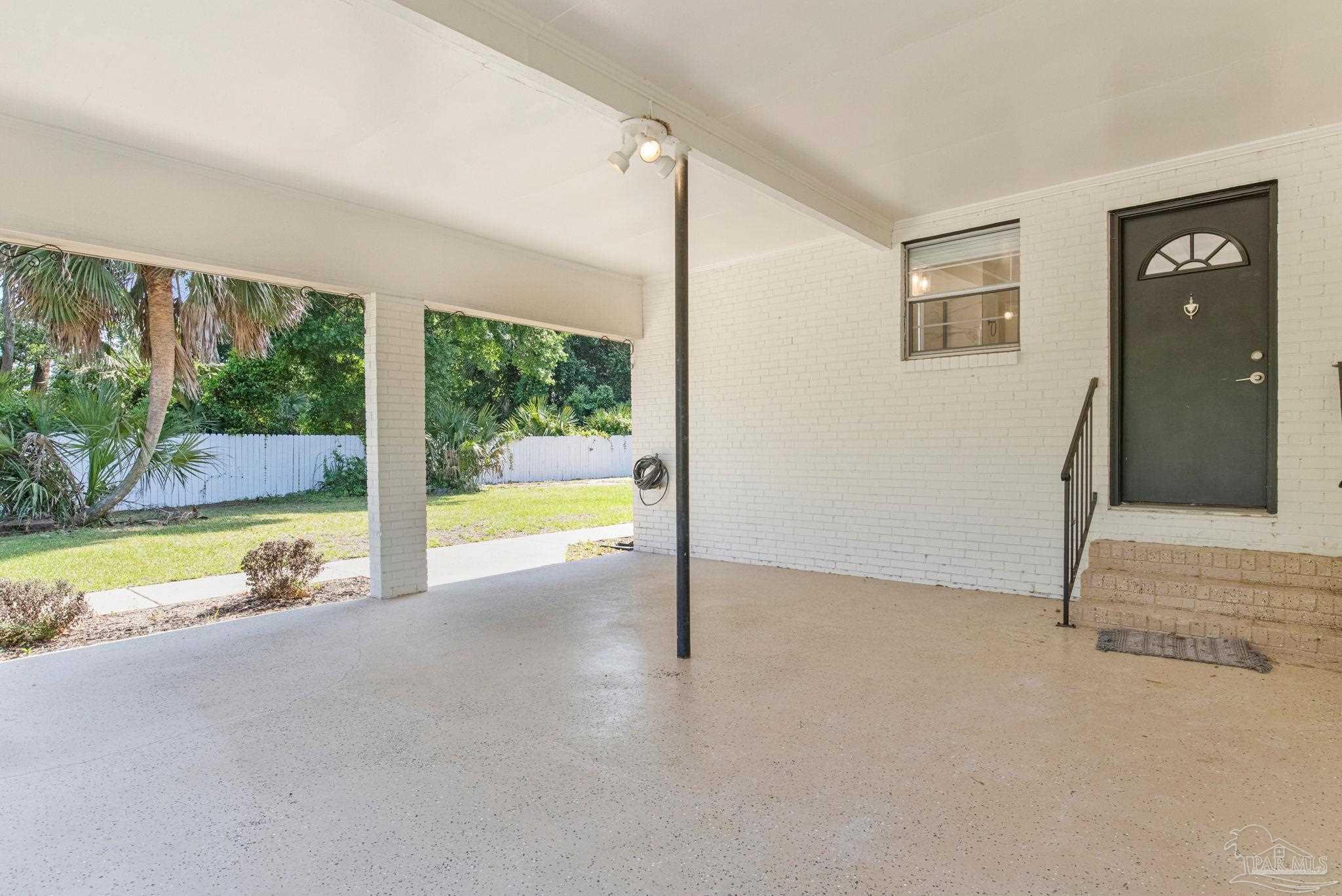 main property photo 50