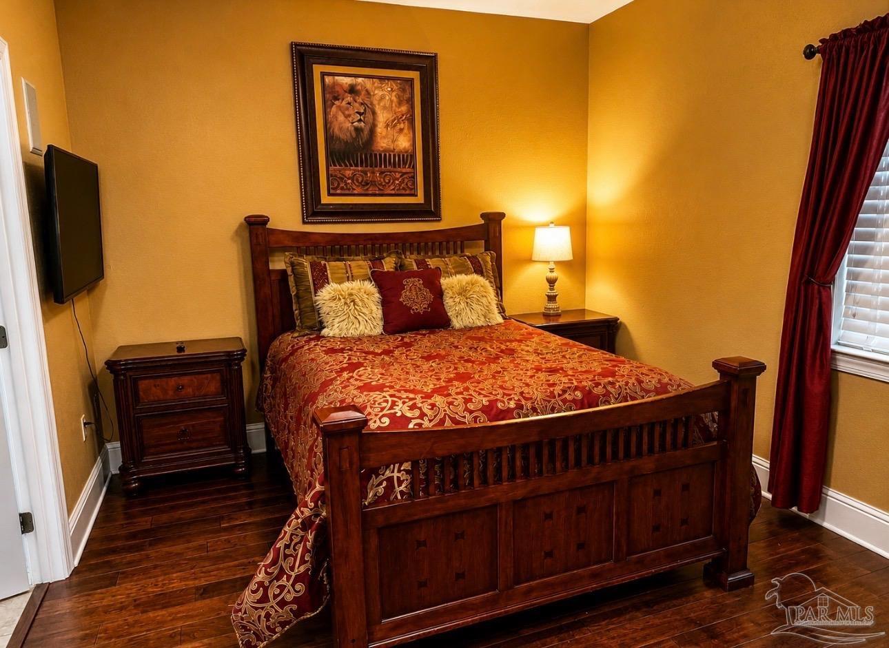 main property photo 35