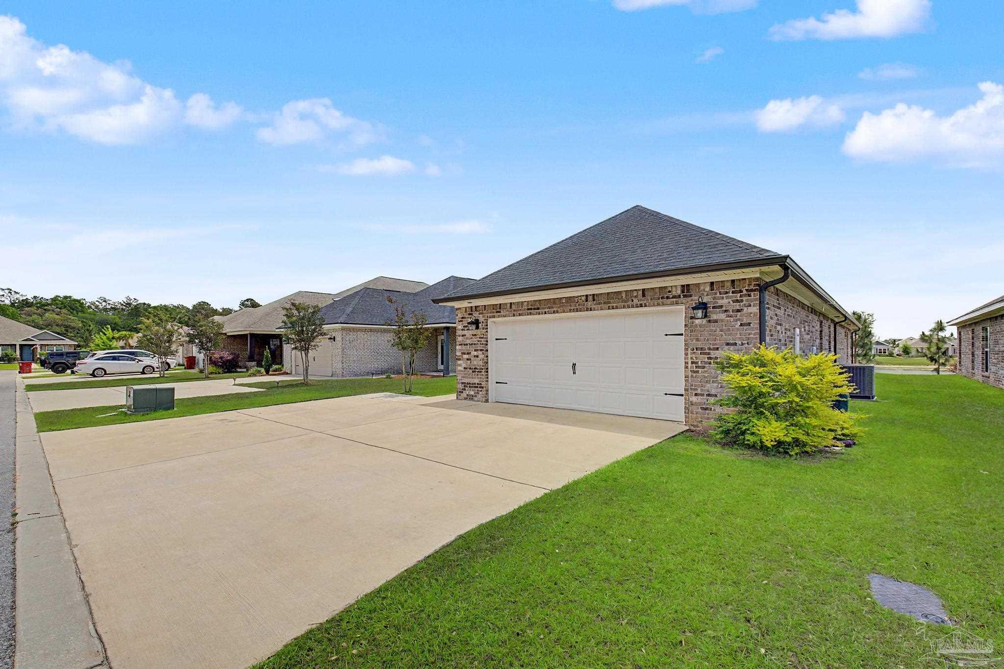 main property photo 59