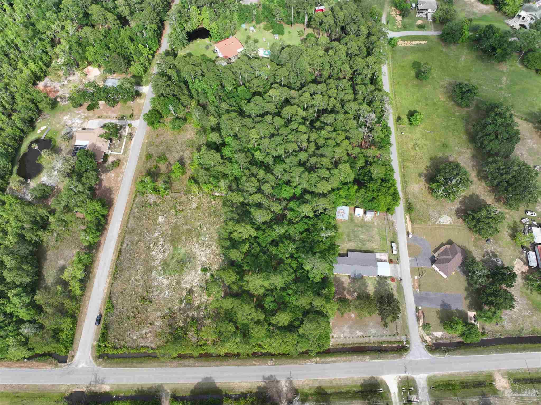 main property photo 7