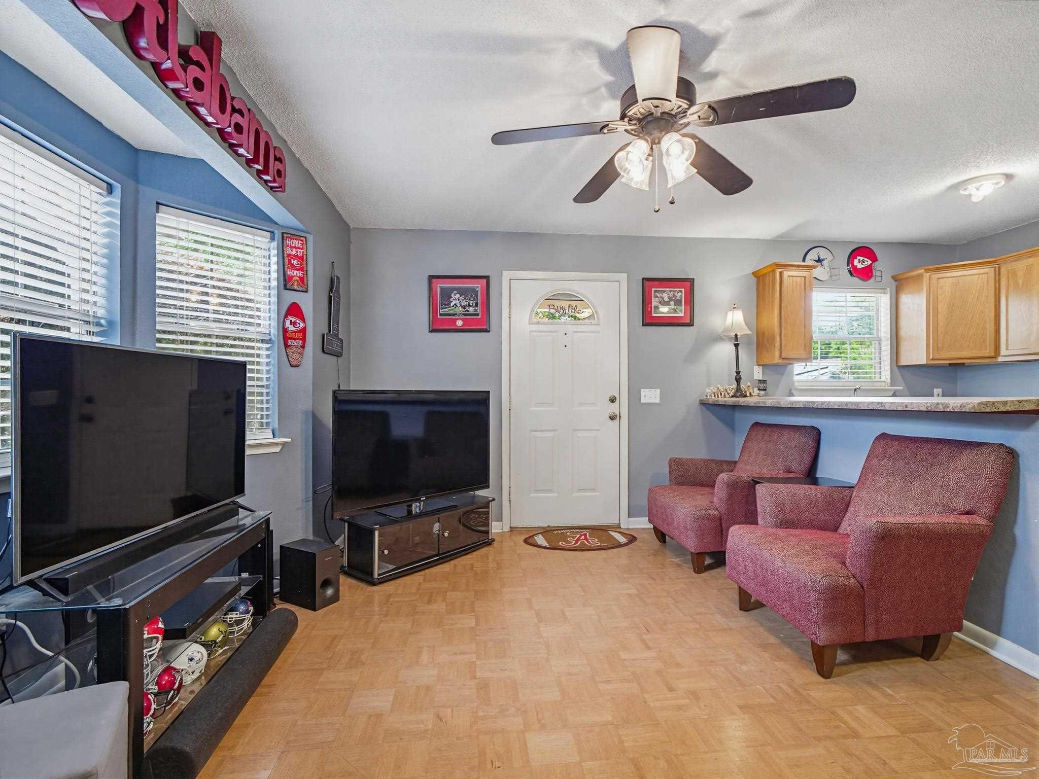 main property photo 50