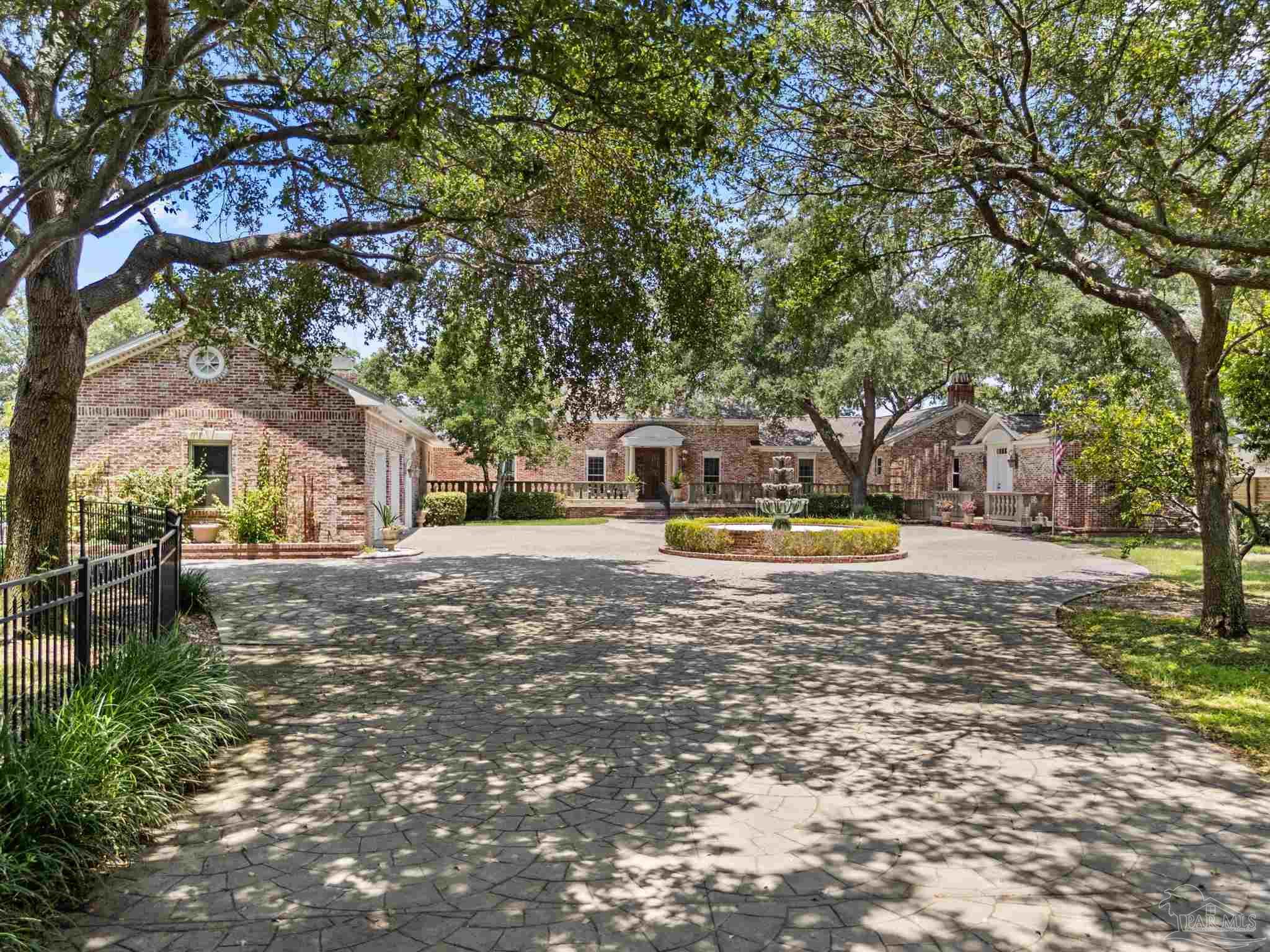 main property photo 40