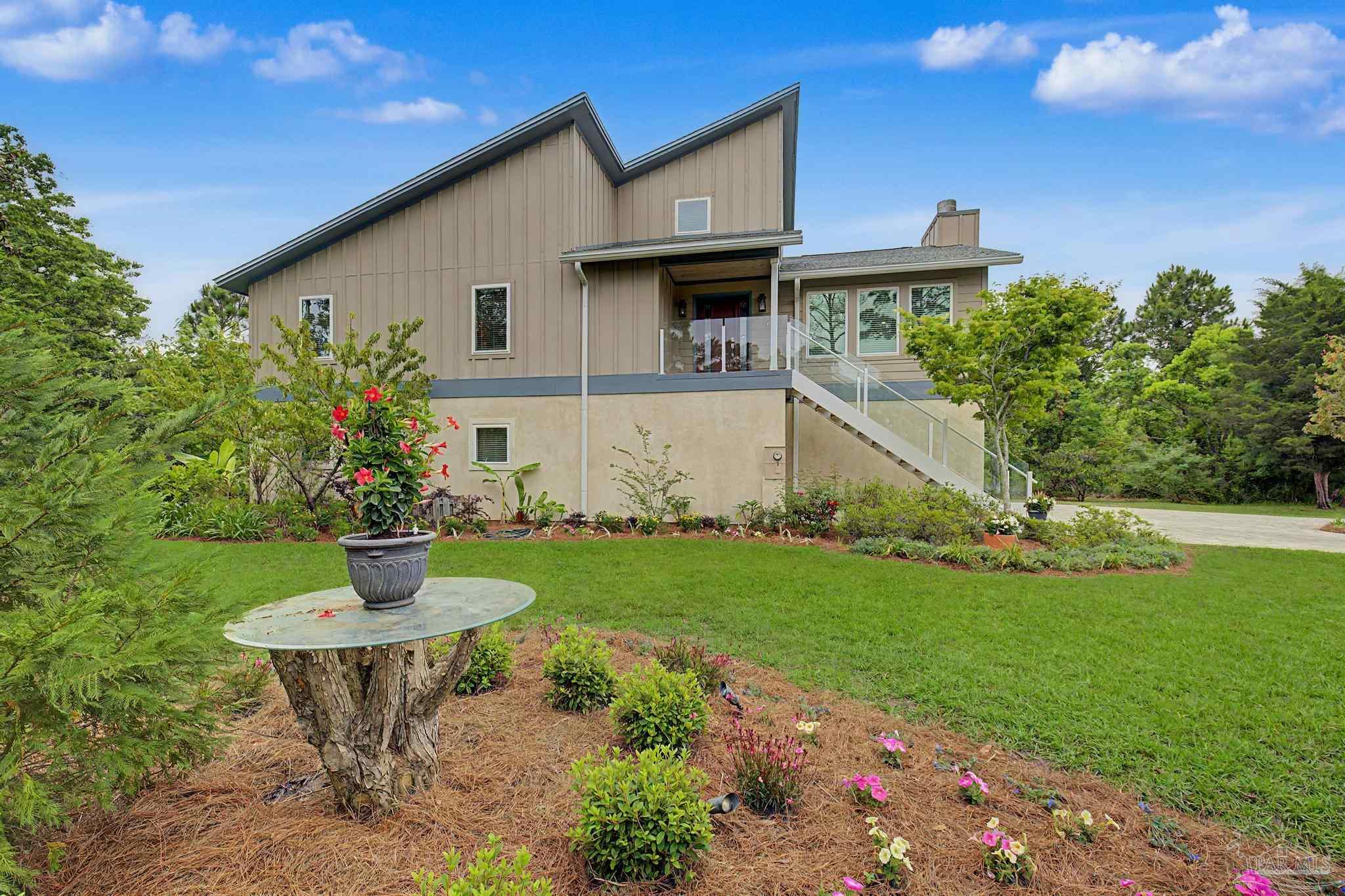 main property photo 50