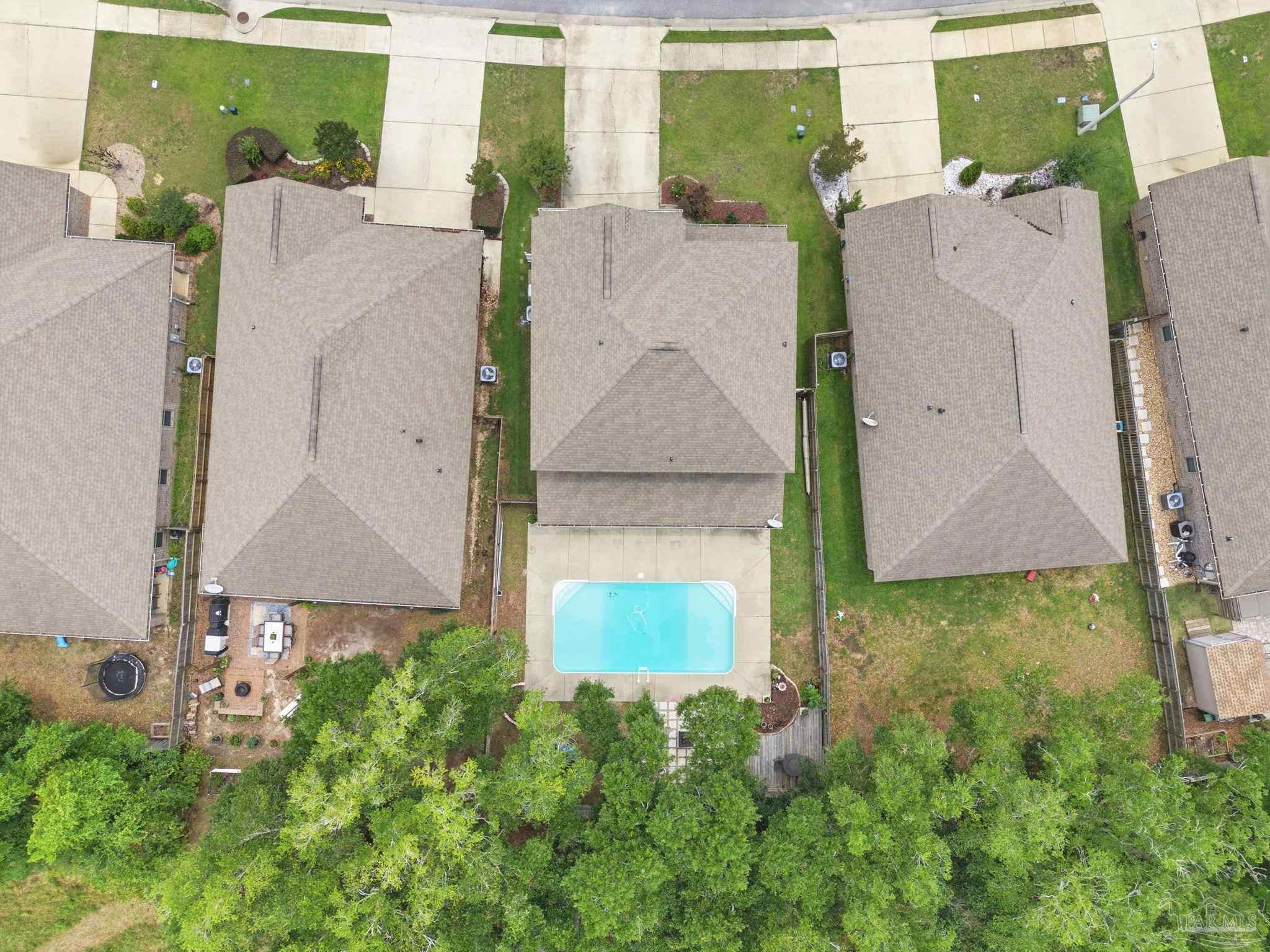 main property photo 58