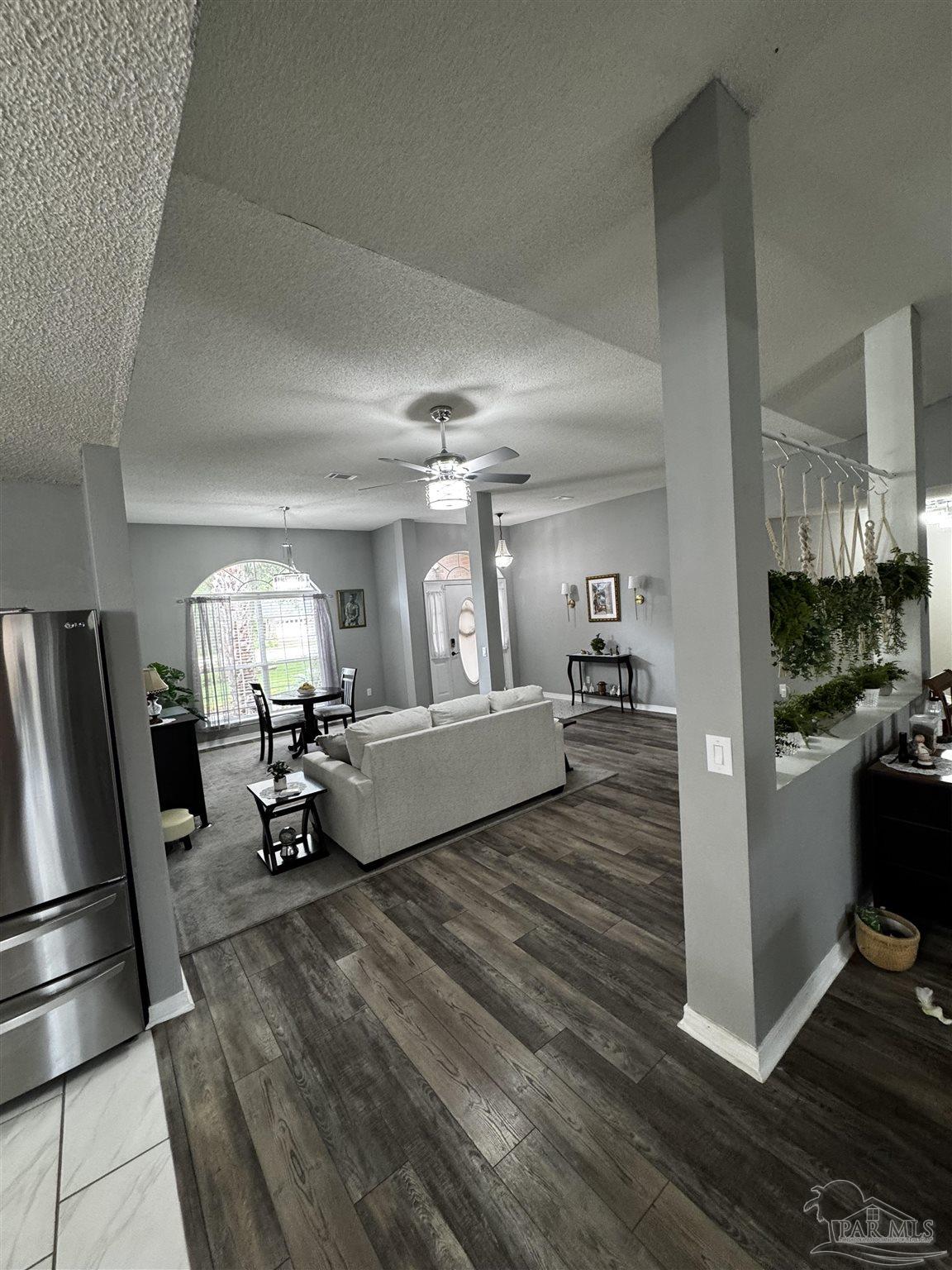 property viewer photo 10