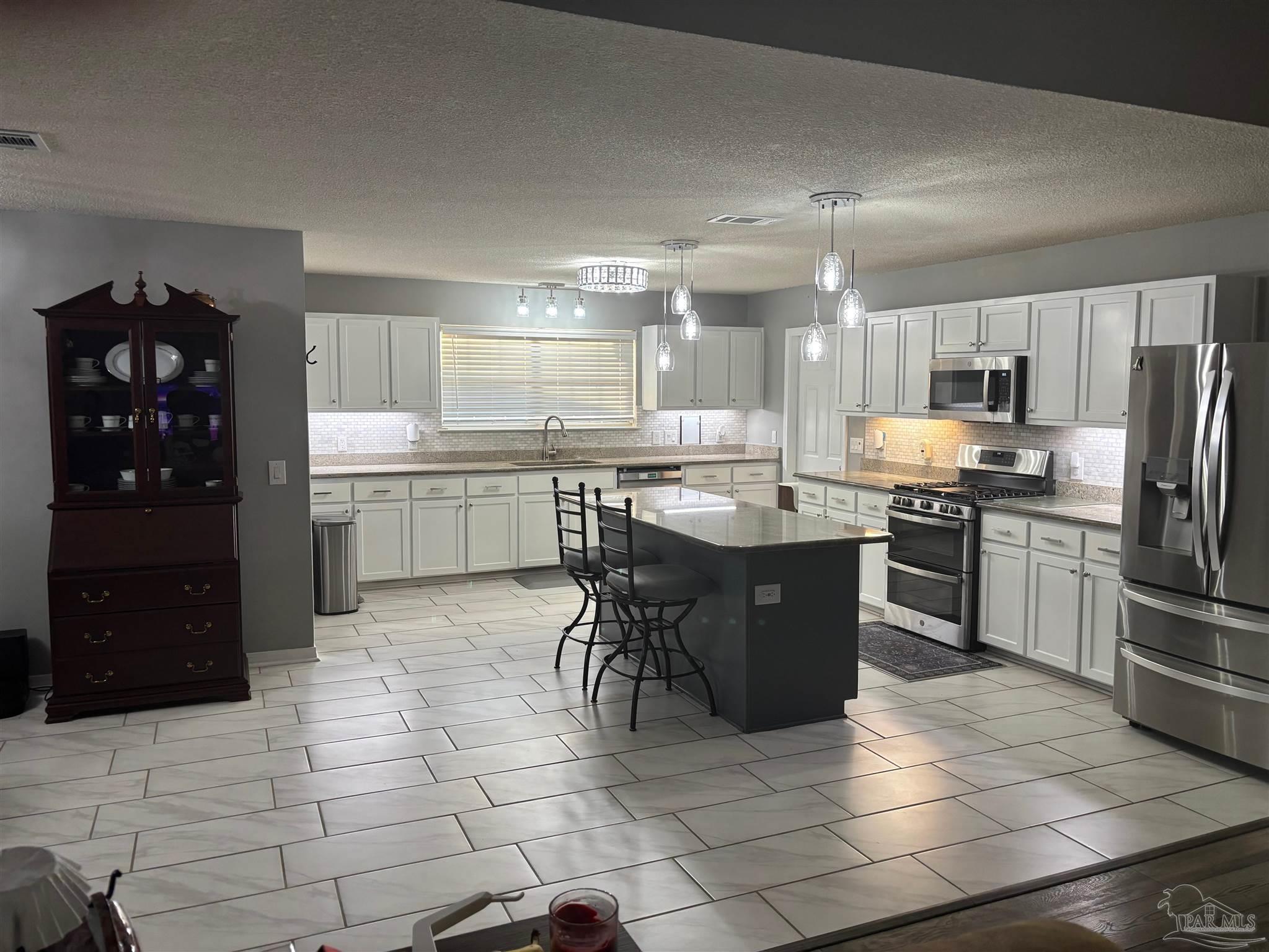 property viewer photo 21