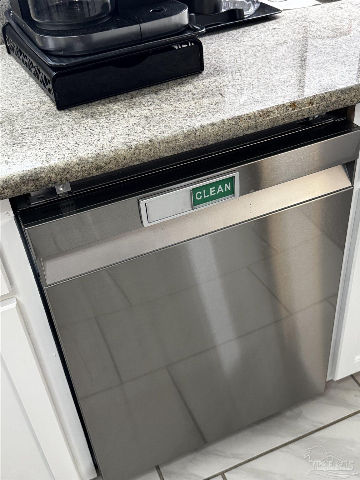 property viewer photo 27