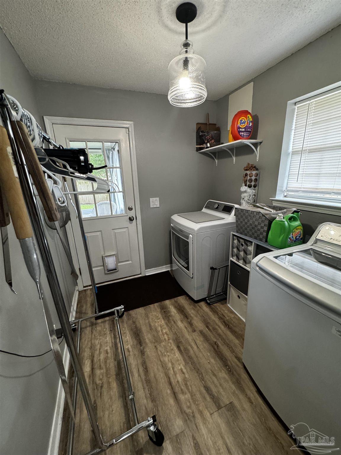 property viewer photo 30
