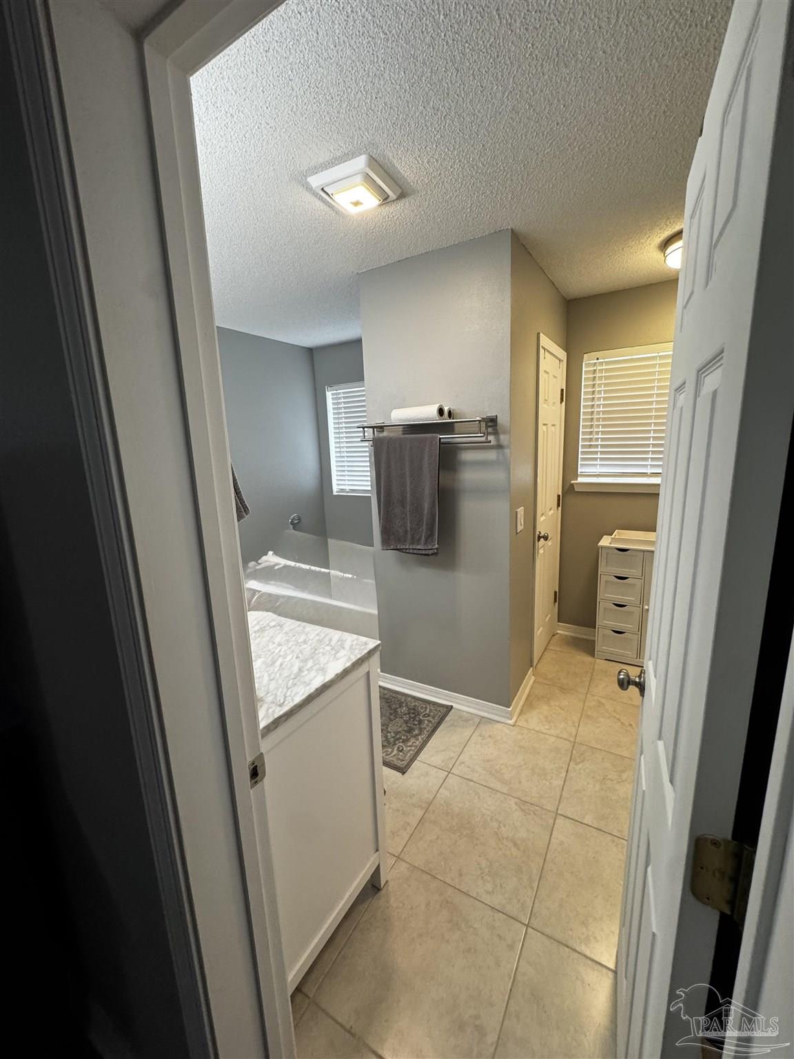 property viewer photo 35